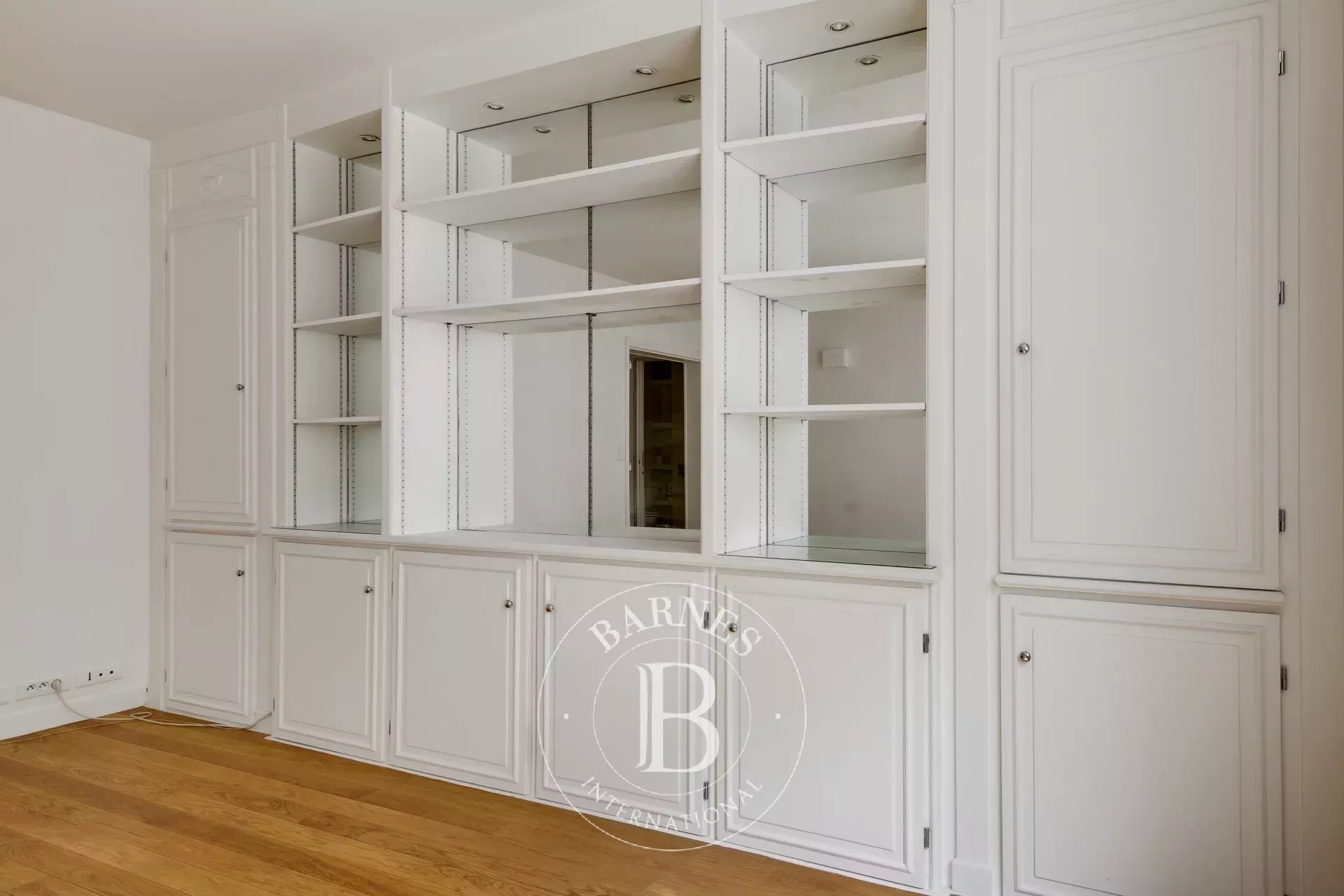 Daire Paris 7ème - picture 5