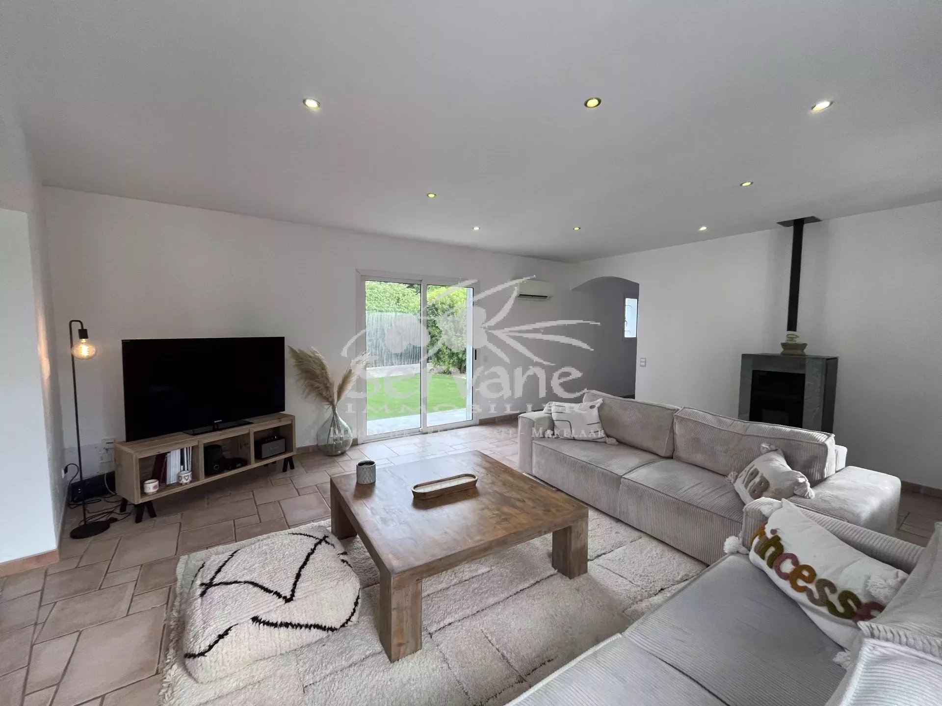 EXCEPTIONAL PROPERTY SALERNES 7 BEDROOMS
