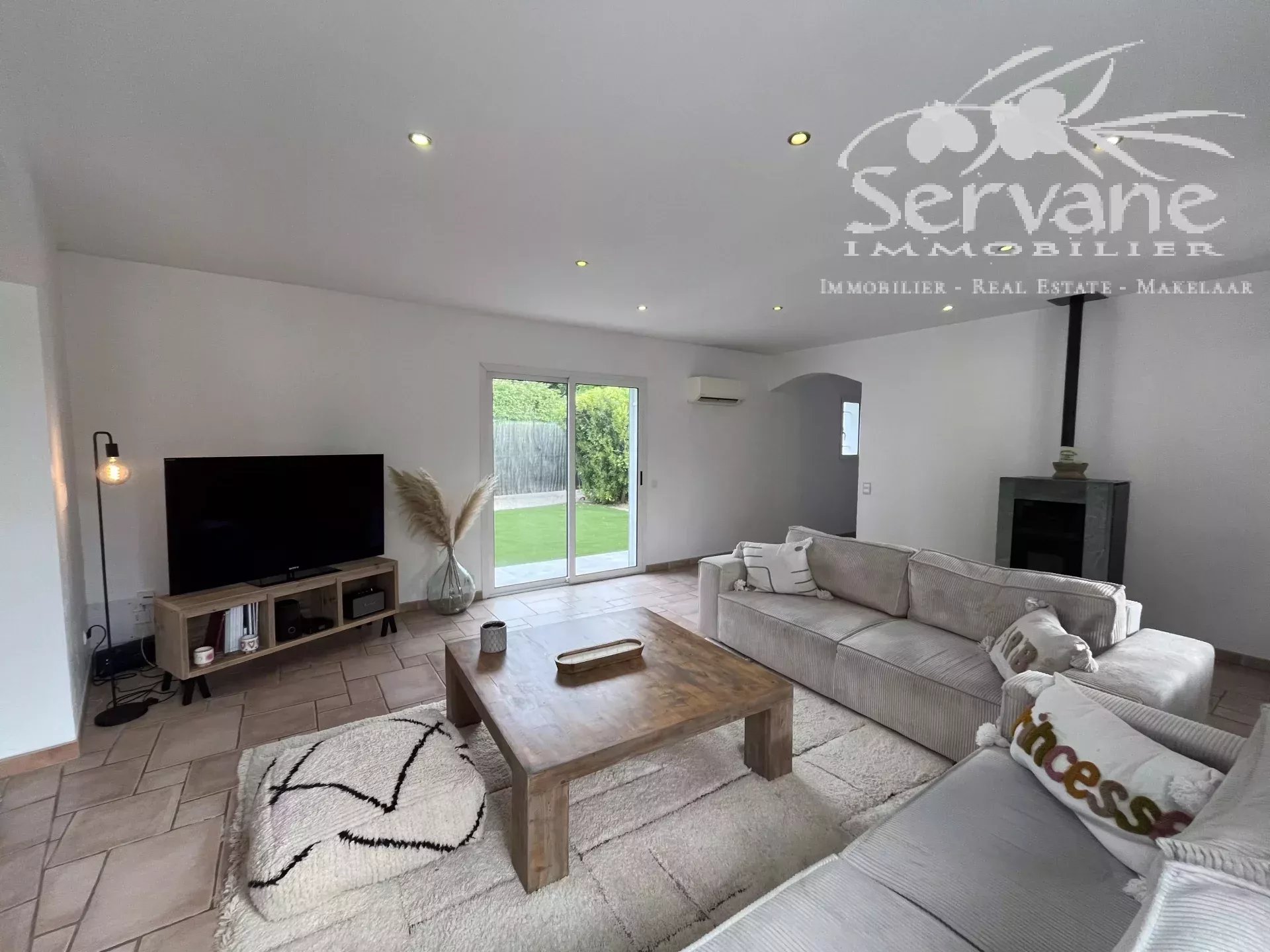 EXCEPTIONAL PROPERTY SALERNES 7 BEDROOMS