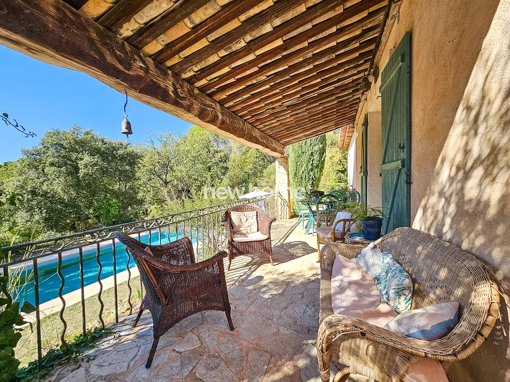 Entre Draguignan et Flayosc  L'élégance d'une bastide au cur de la nature