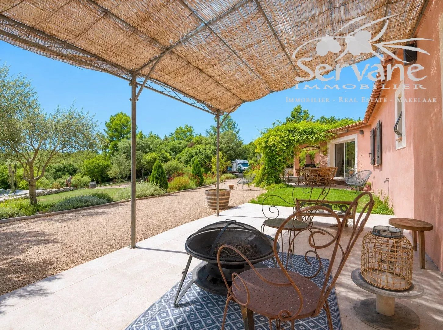 Elegant 4-Bedrooms Villa with Pool in Correns, France