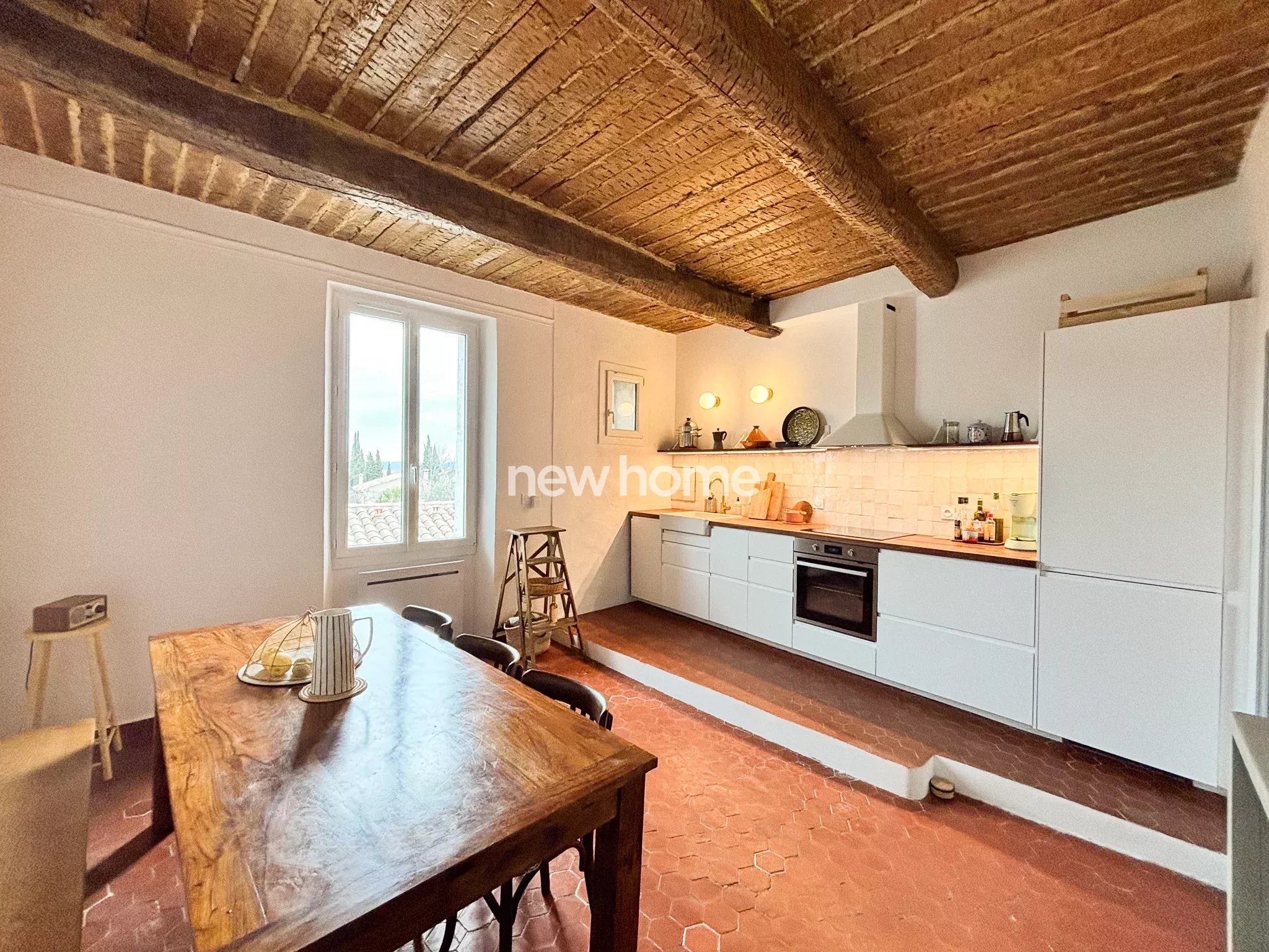 Maison de village authentique au coeur du village de Lorgues