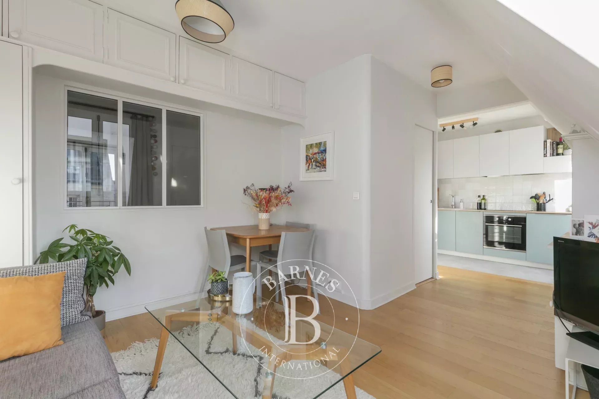 Daire Paris 18ème - picture 4