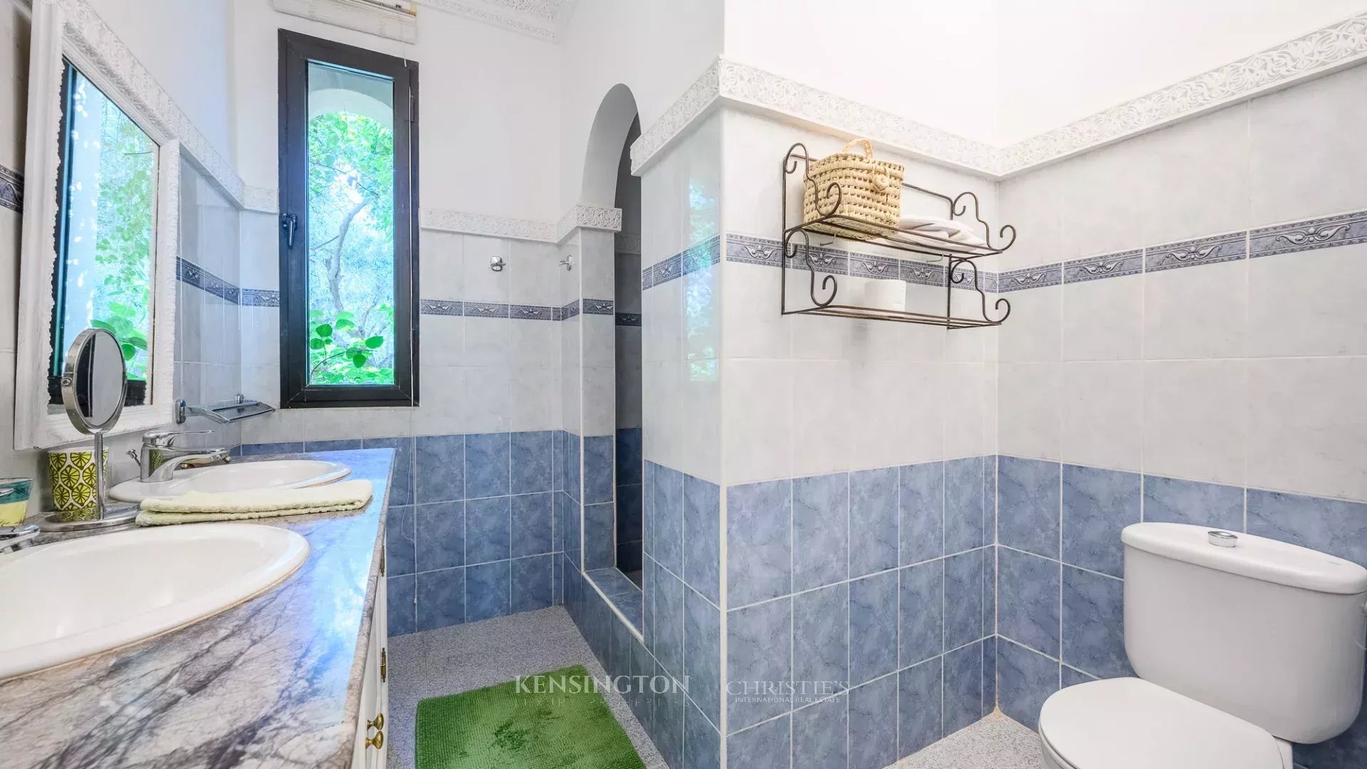 5 Bedroom Villa/Townhouse's Image 23
