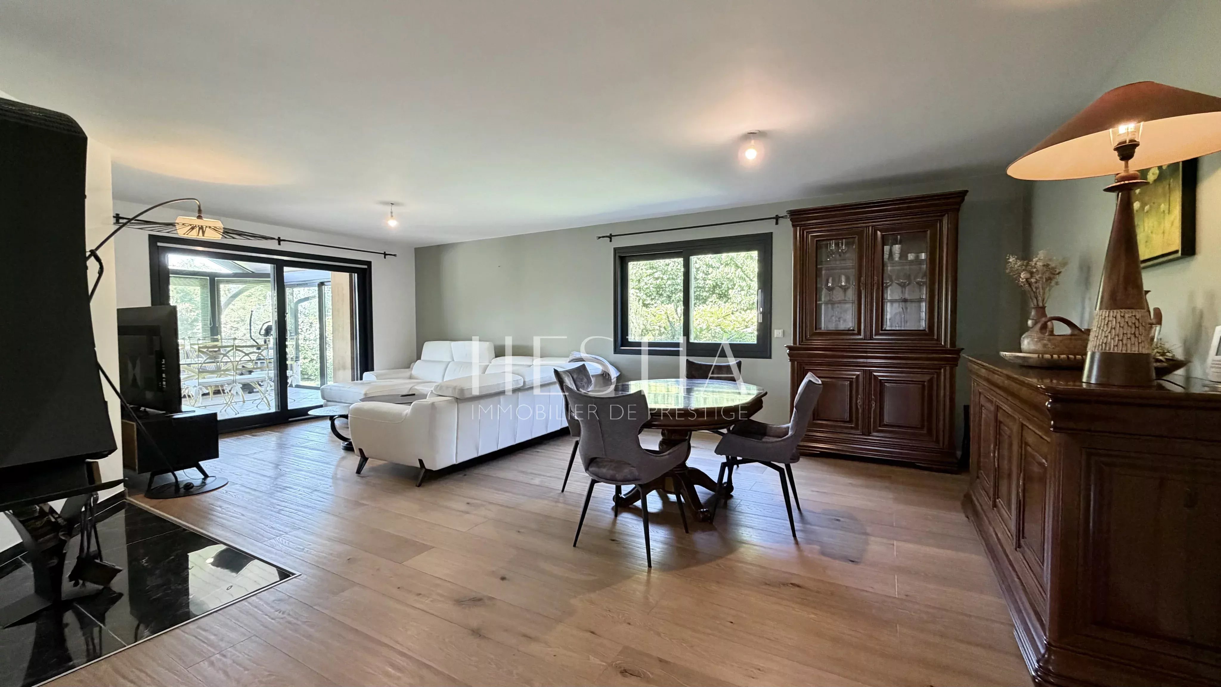 Sale House Groisy
