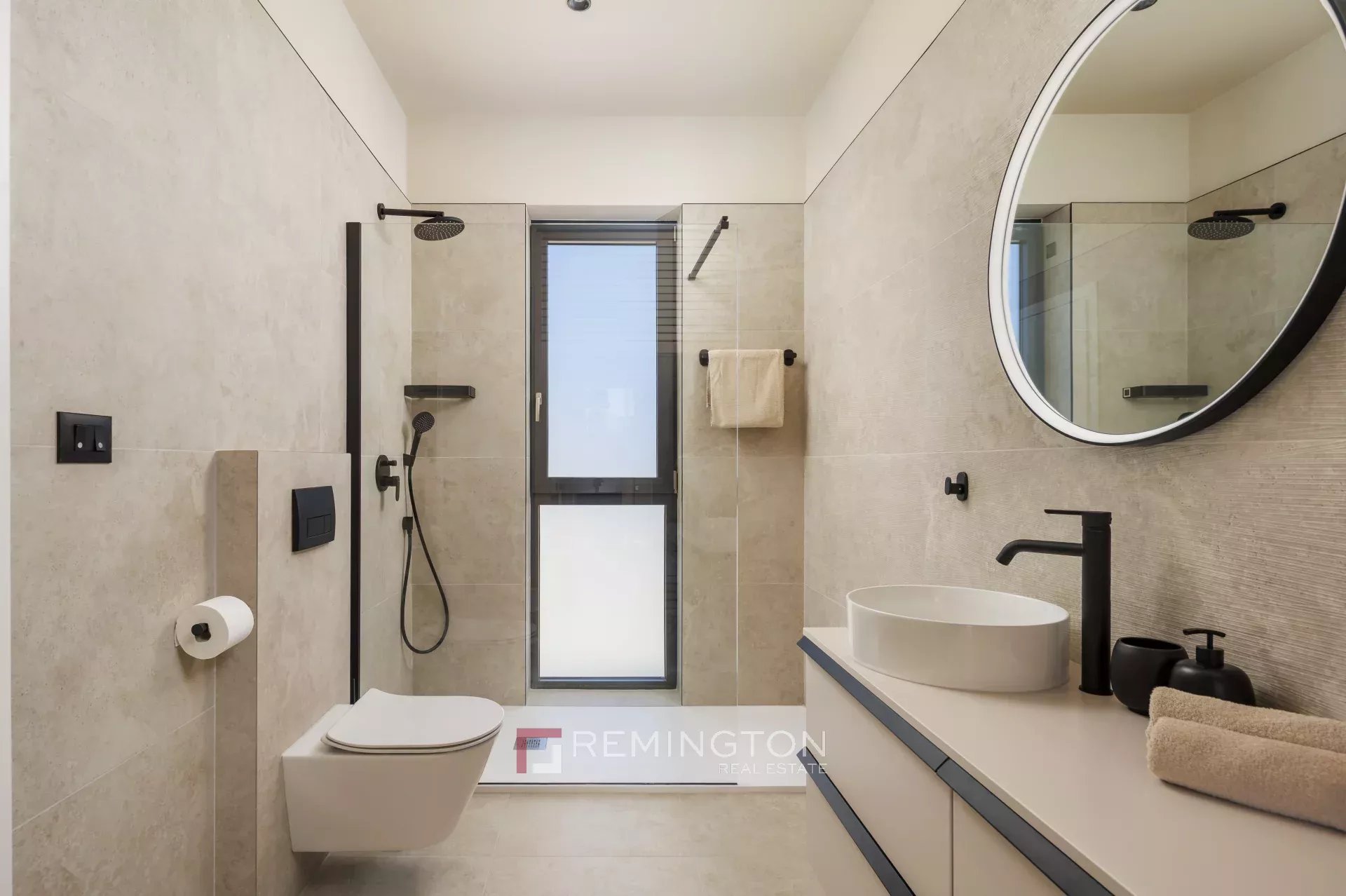 2 Bedroom Villa/Townhouse's Image 9