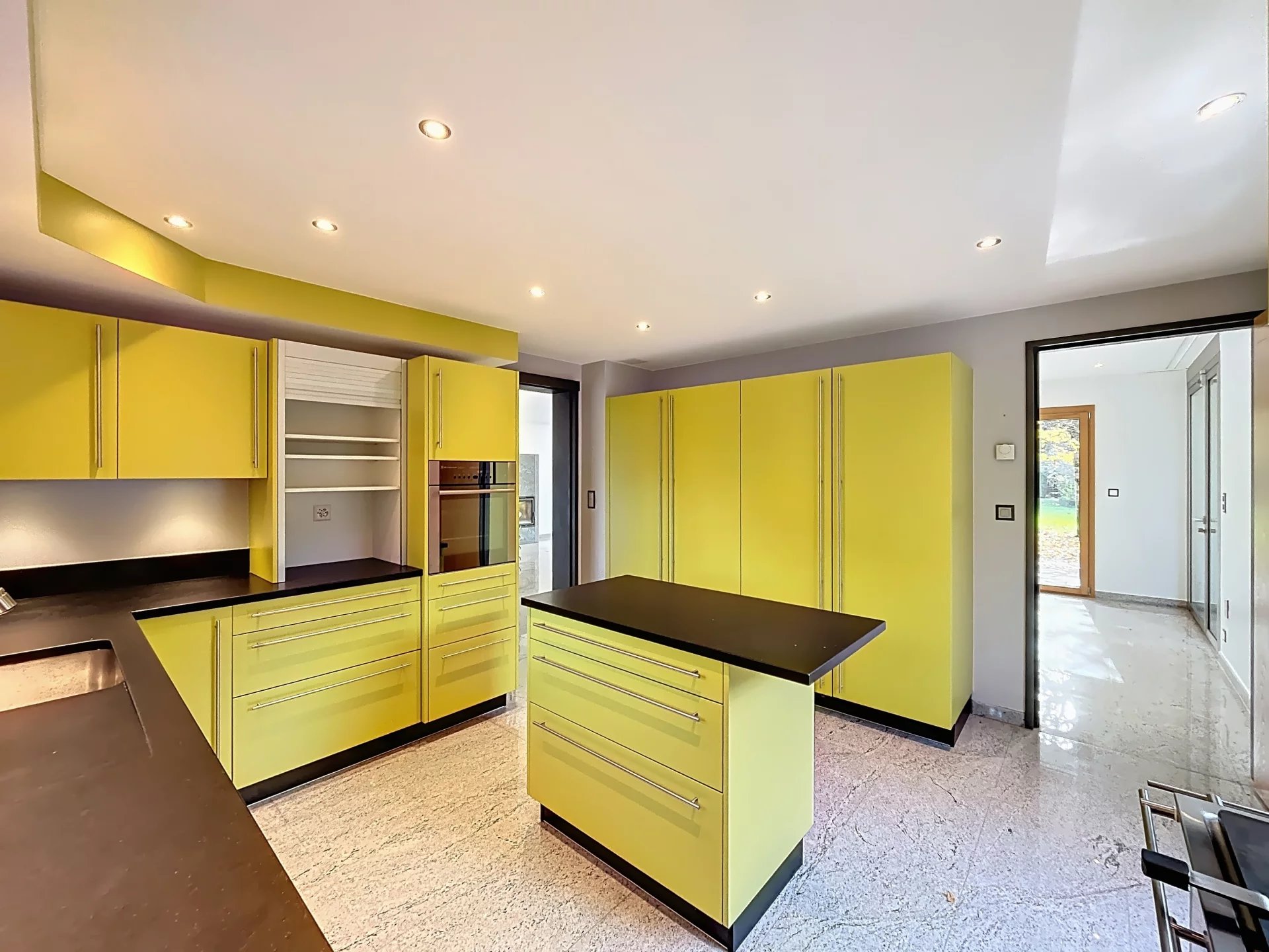 Villa d’exception dans un écrin de verdure