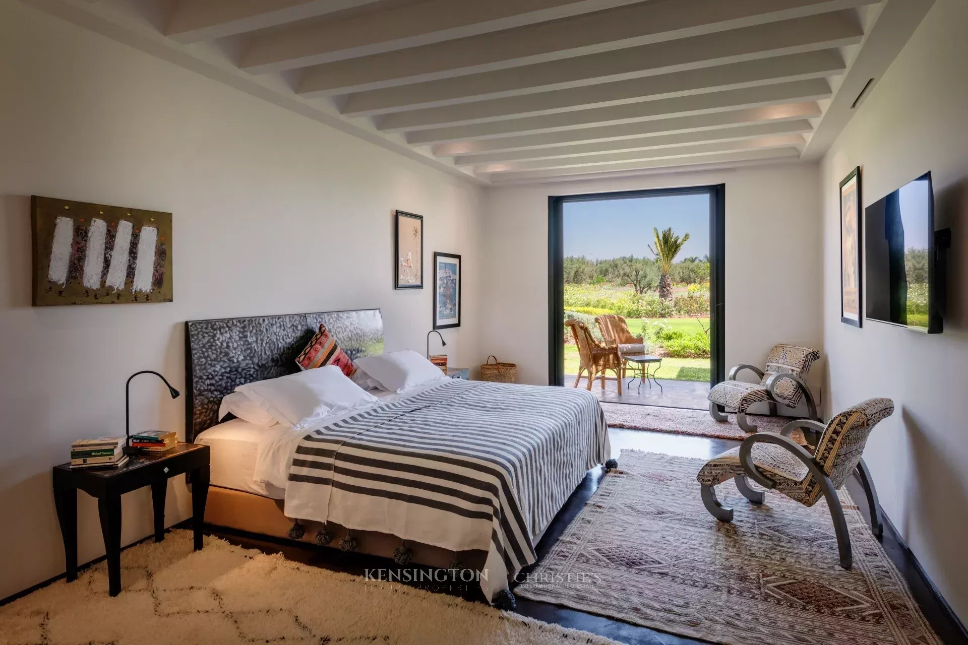 5 Bedroom Villa/Townhouse's Image 24