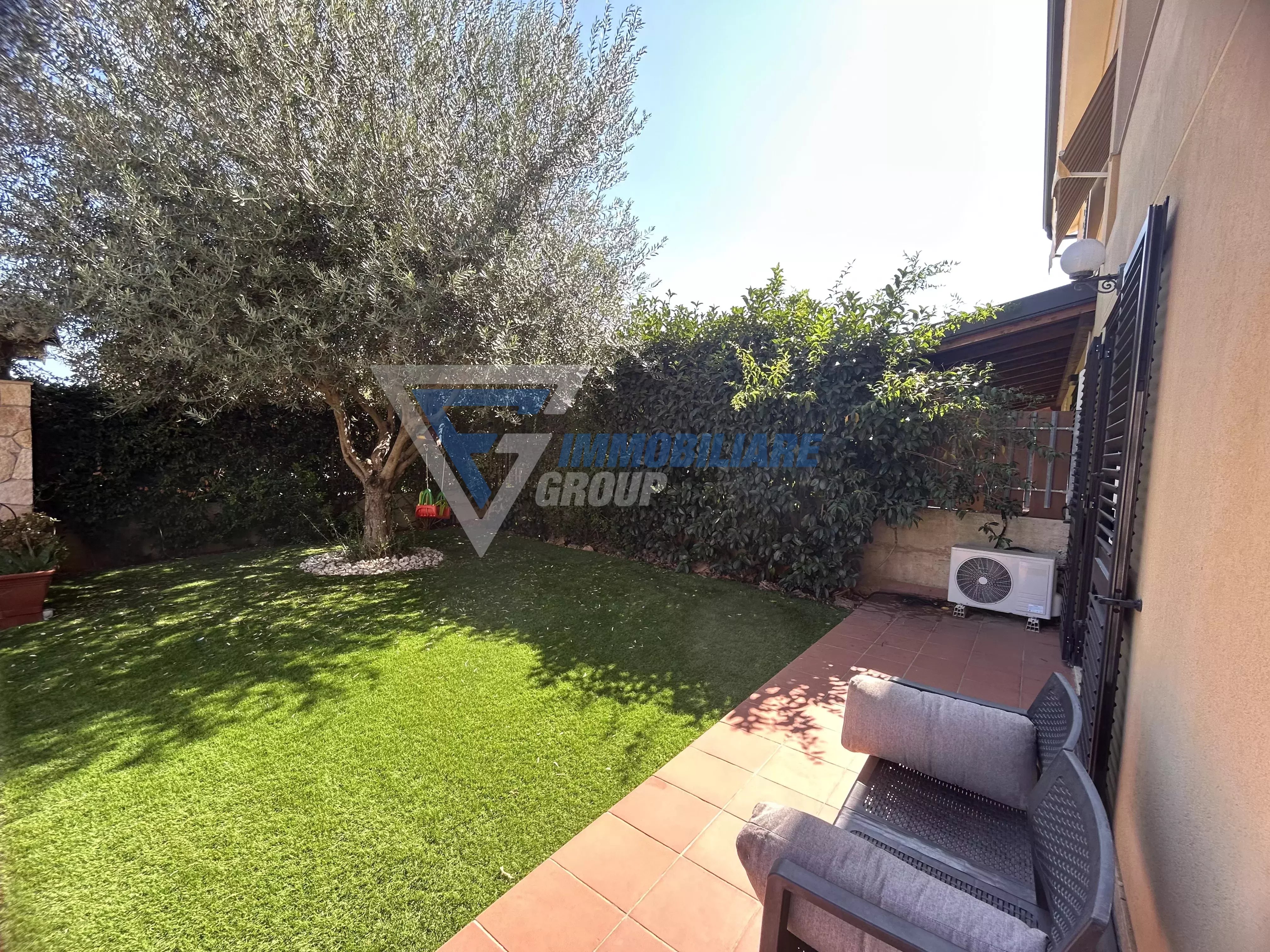 Splendida Villa Bifamiliare in Zona Pizzuta