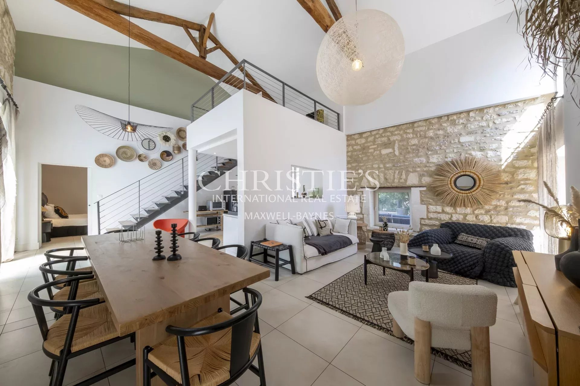 13 Bedroom Villa/Townhouse's Image 37