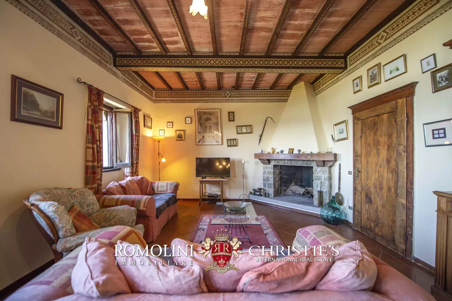 10 Bedroom Villa/Townhouse's Image 62