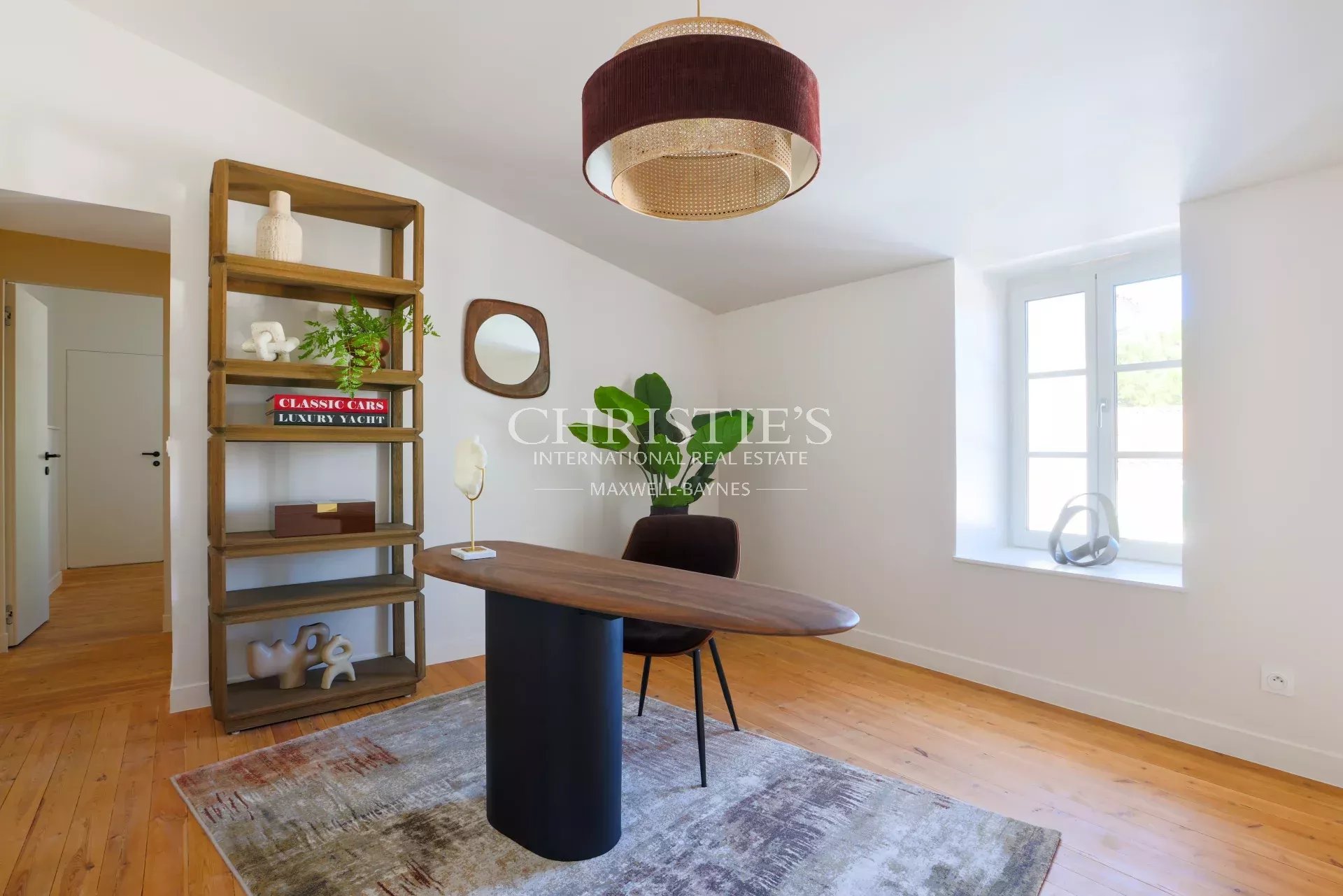 5 Bedroom Villa/Townhouse's Image 10