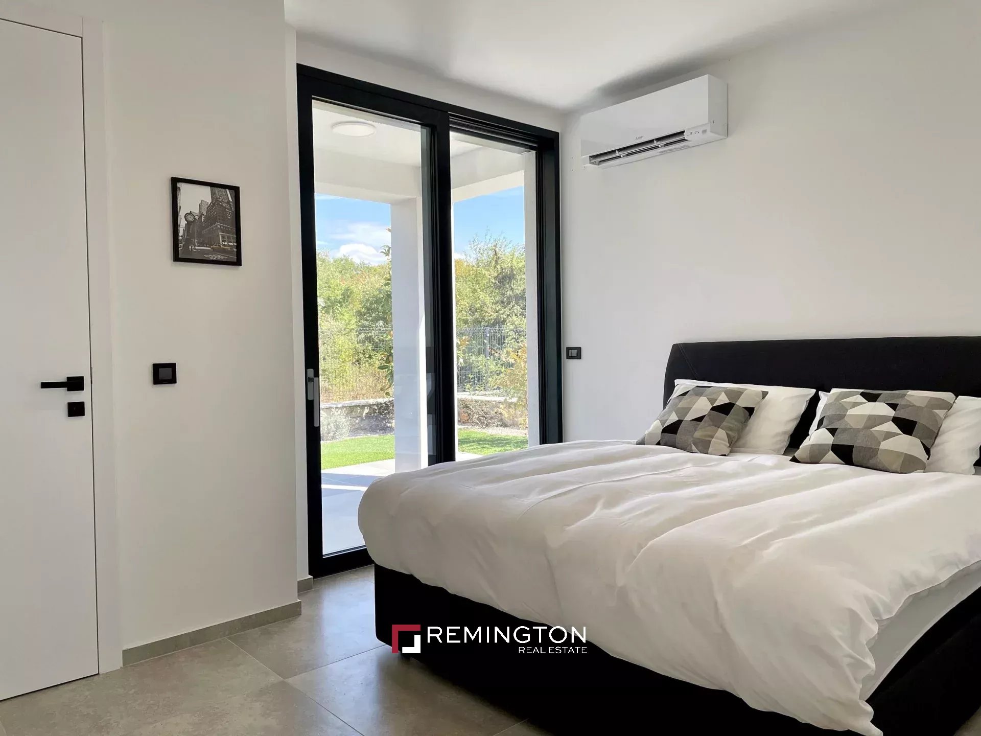 3 Bedroom Villa/Townhouse's Image 6