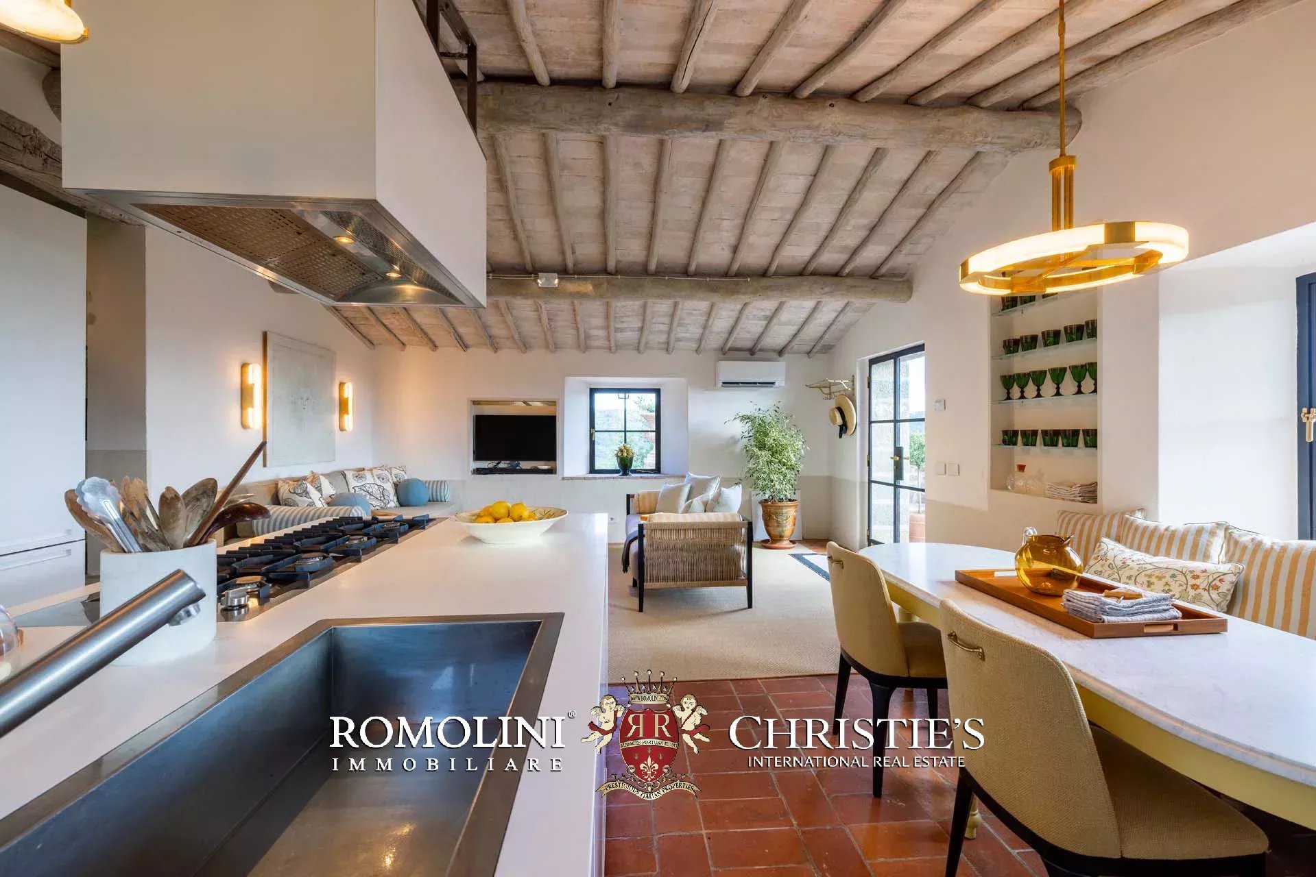 4 Bedroom Villa/Townhouse's Image 52