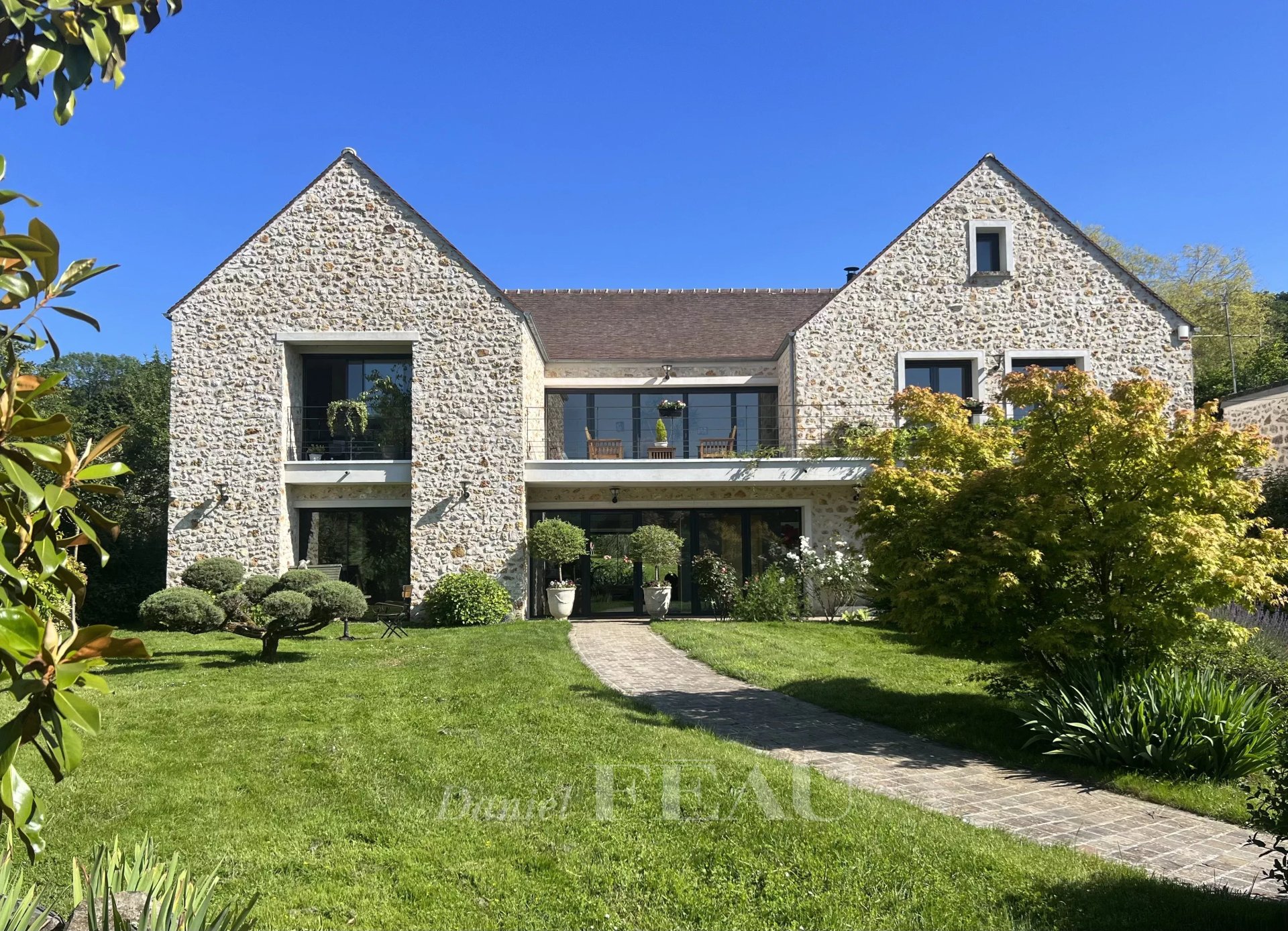 6 Bedroom Villa/Townhouse's Image 20