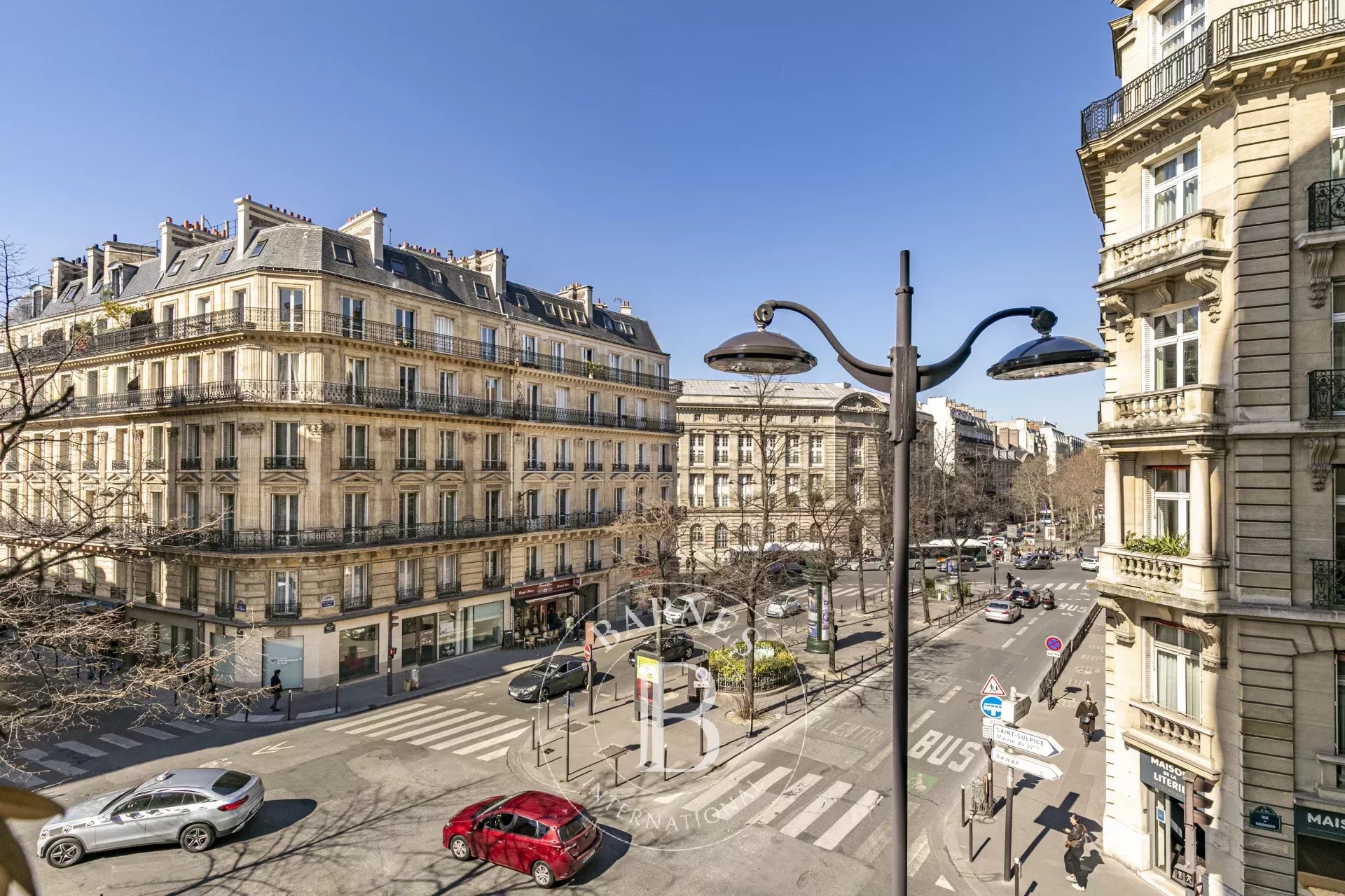 Paris 6 - Raspail/Assas - Family apartment 225,46 m²- open view - 4/5 bedrooms - to renovate