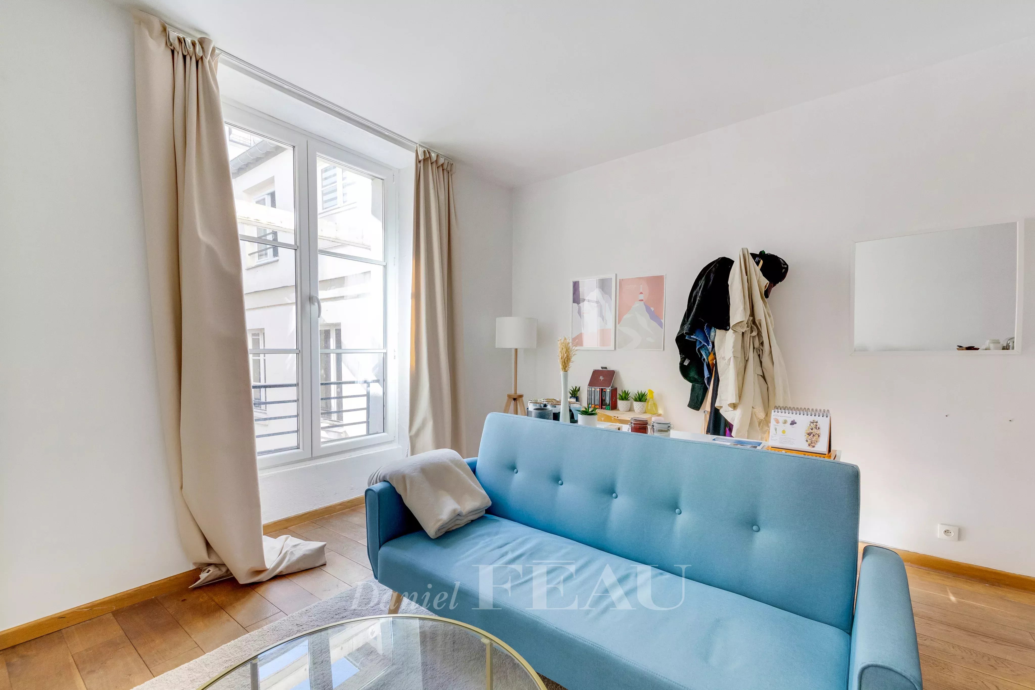 Sale Apartment Paris 3rd
