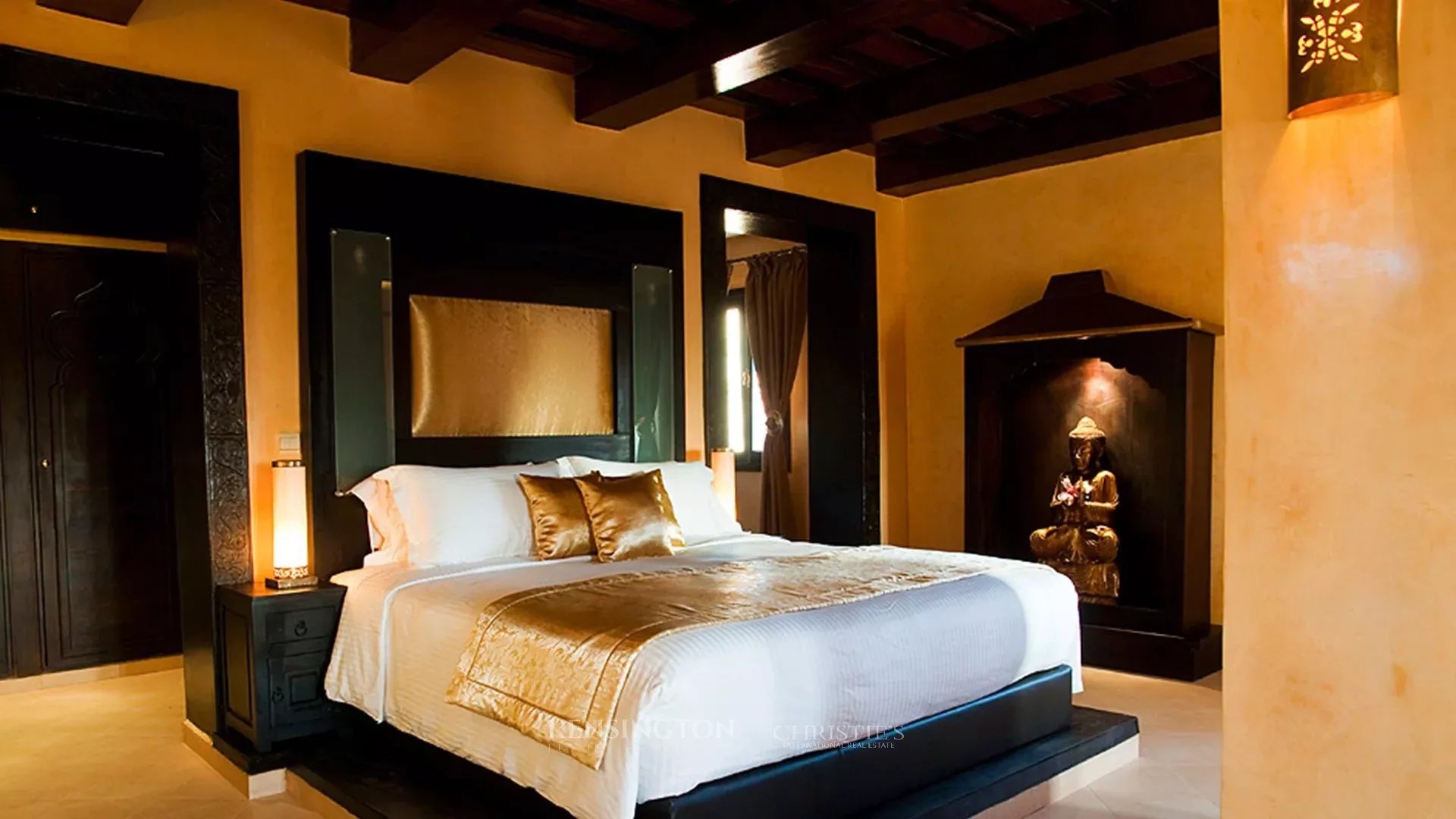 7 Bedroom Villa/Townhouse's Image 18