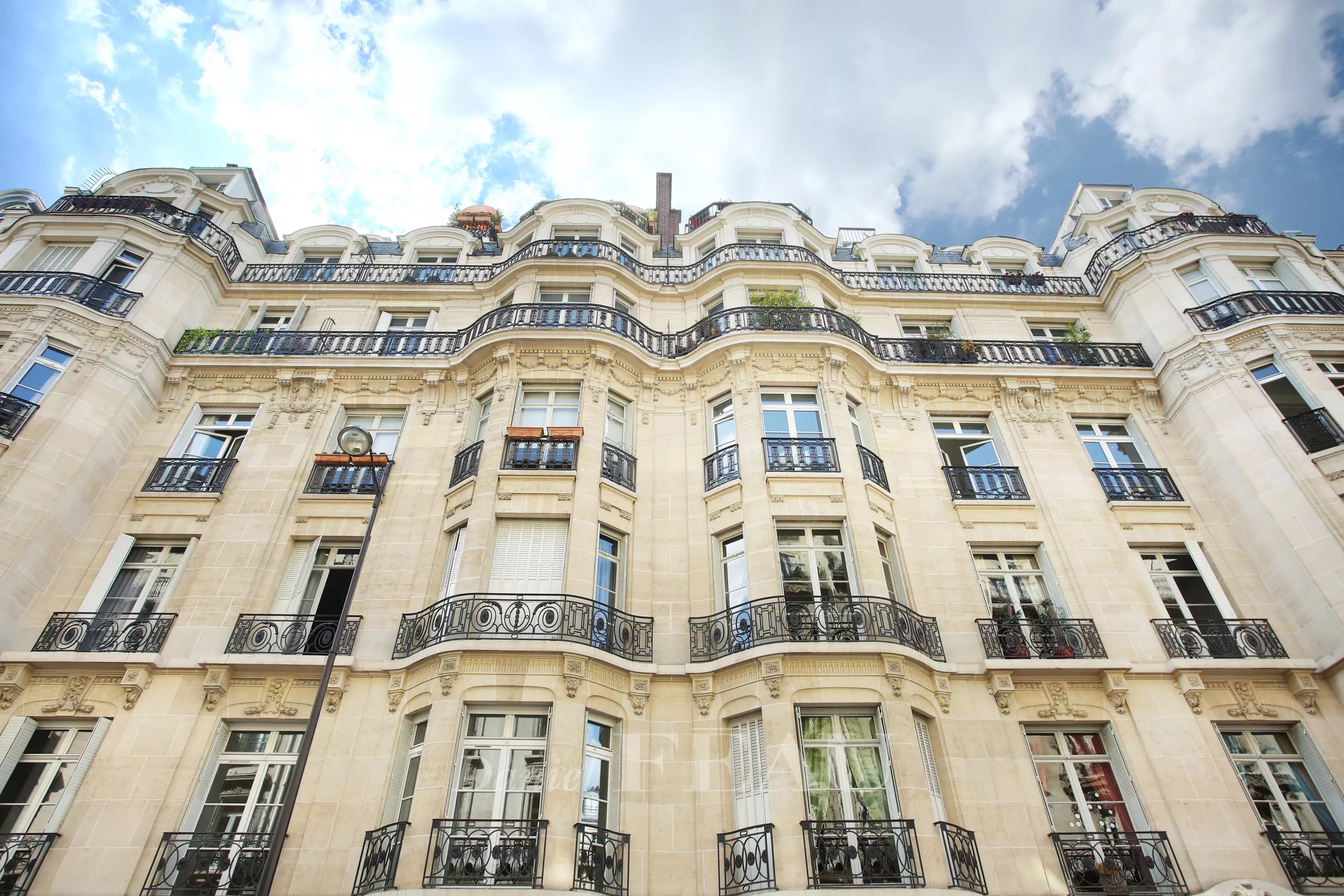 Location Appartement Paris 16ème