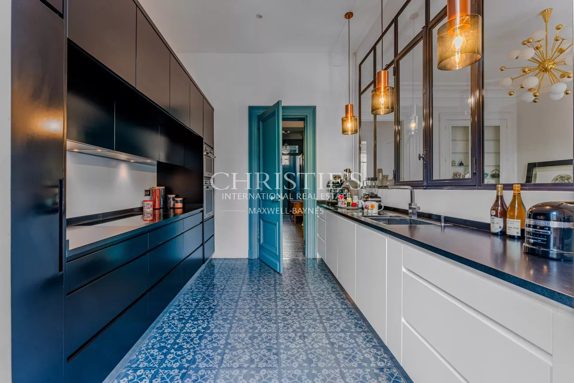 5 Bedroom Villa/Townhouse's Image 11