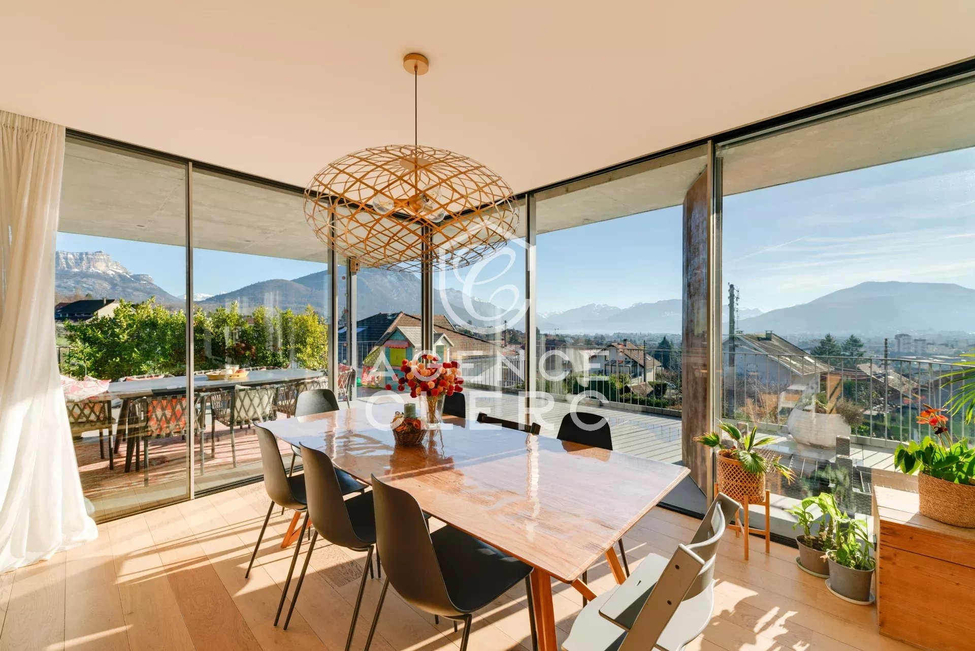 4 Bedroom Villa/Townhouse's Image 12