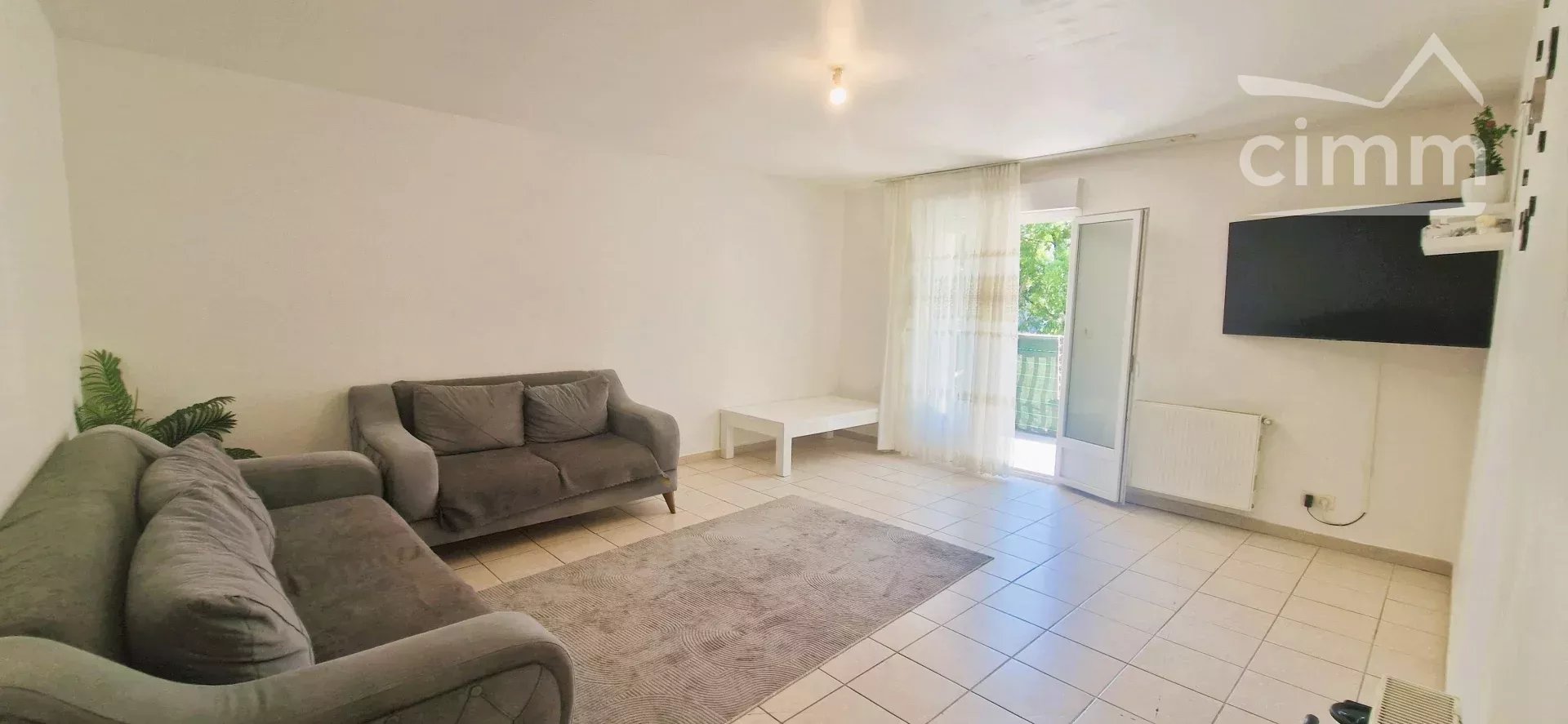 T3 lumineux de 85 m² avec grand balcon et stationnement – Quartier recherché
