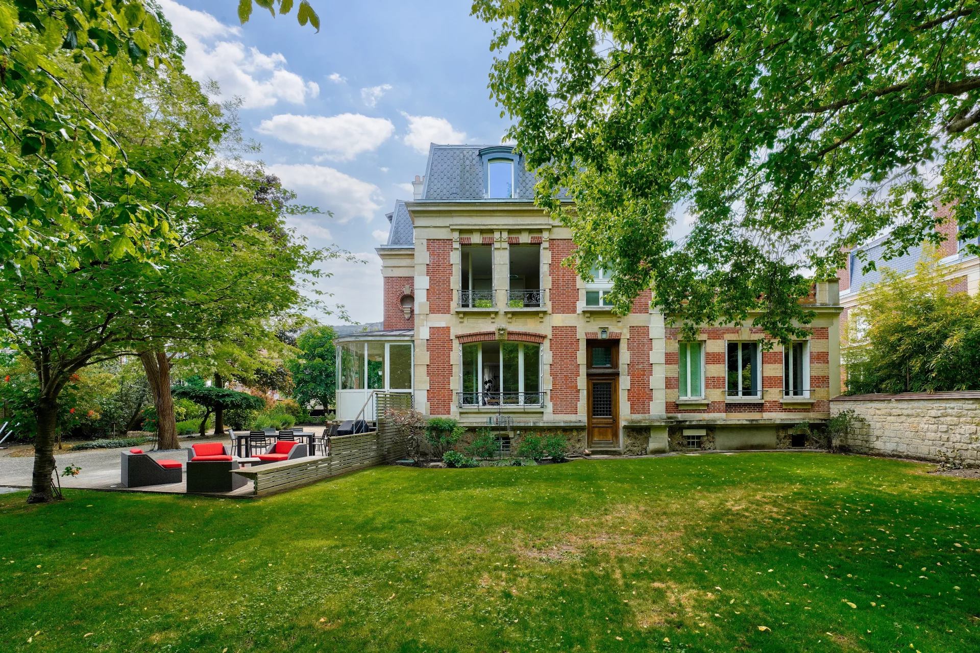 Maisons-Laffitte - BETWEEN CENTER AND PARK