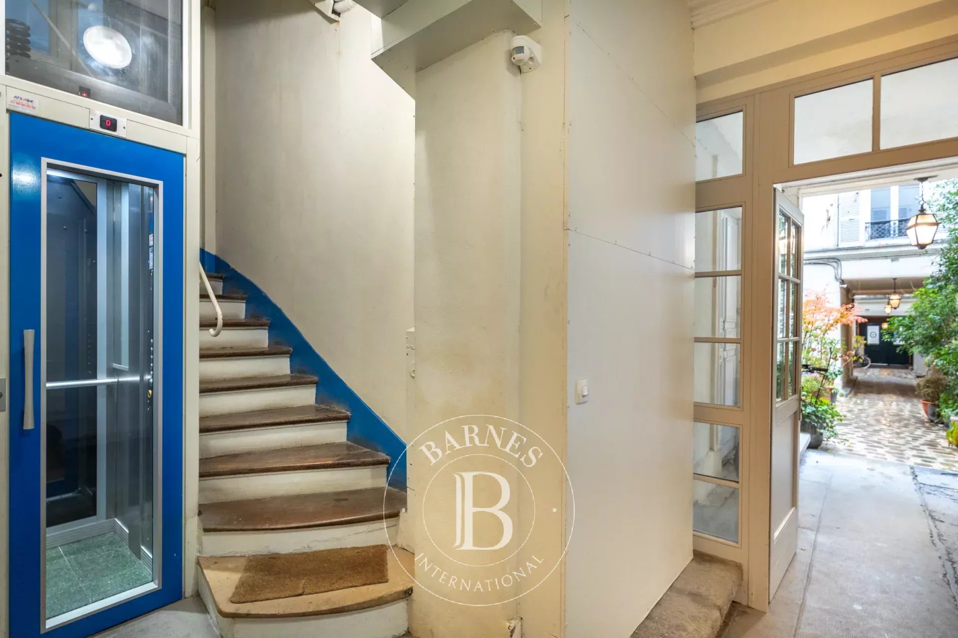 Daire Paris 4ème - picture 20