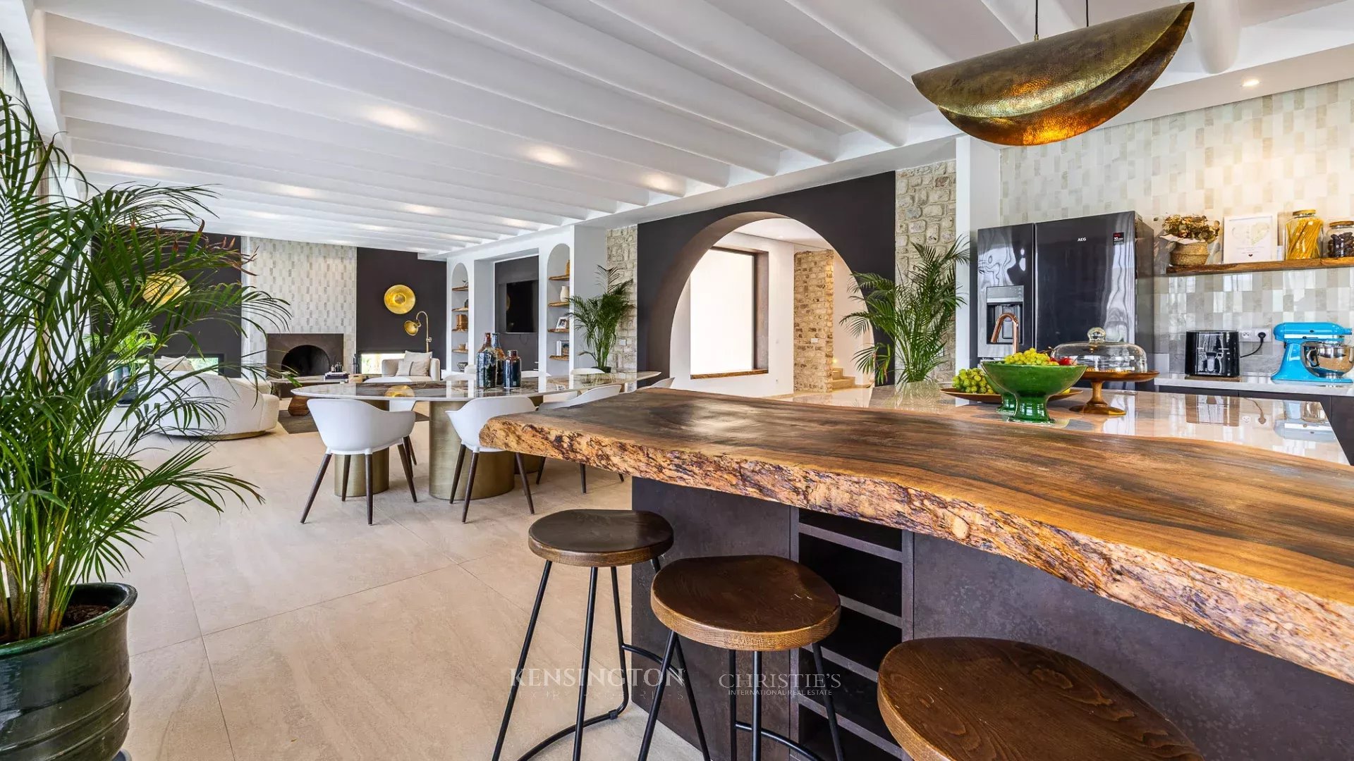 5 Bedroom Villa/Townhouse's Image 16