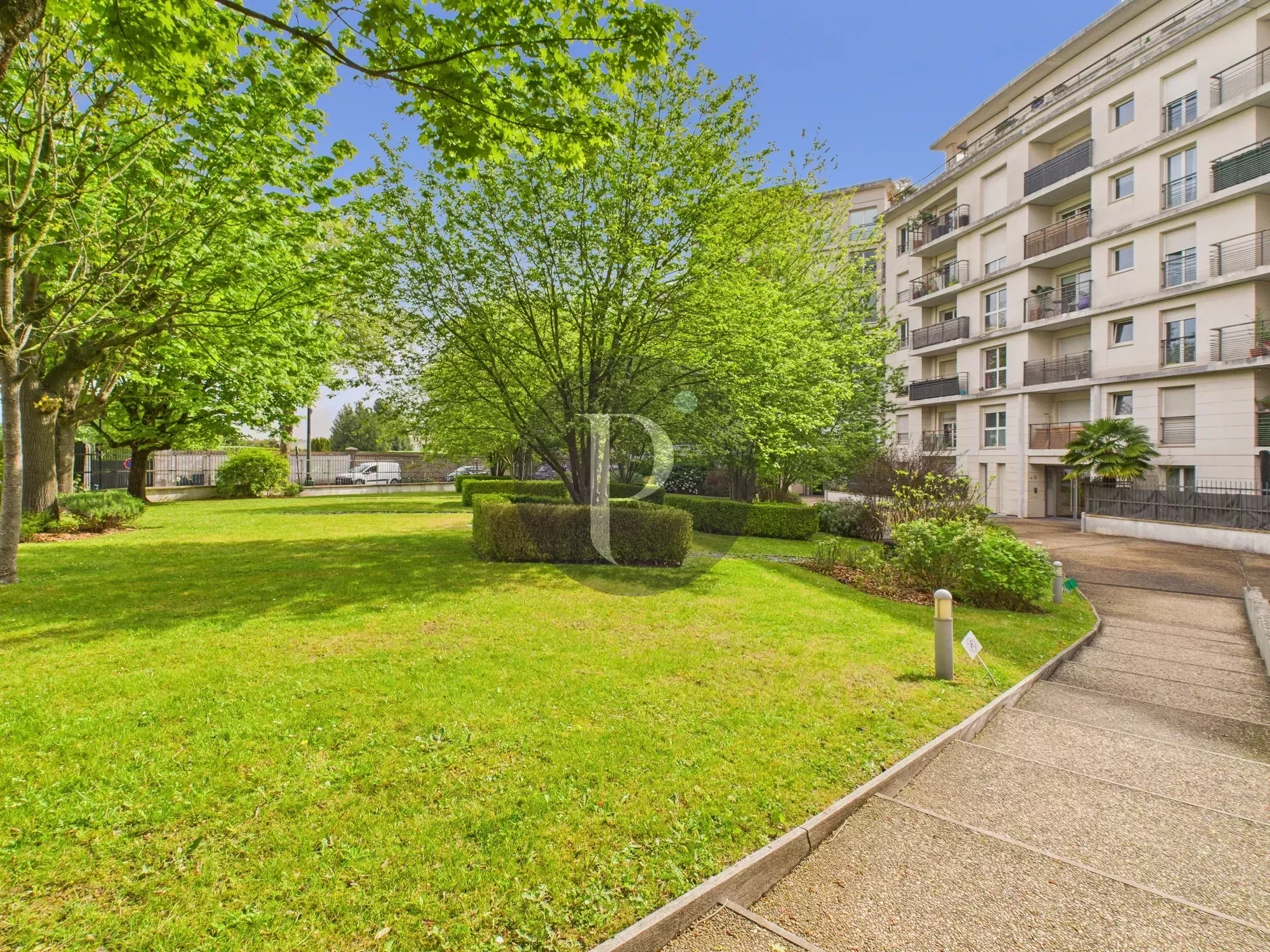 vente-appartement-2-pieces-le-plessis-robinson-85756985