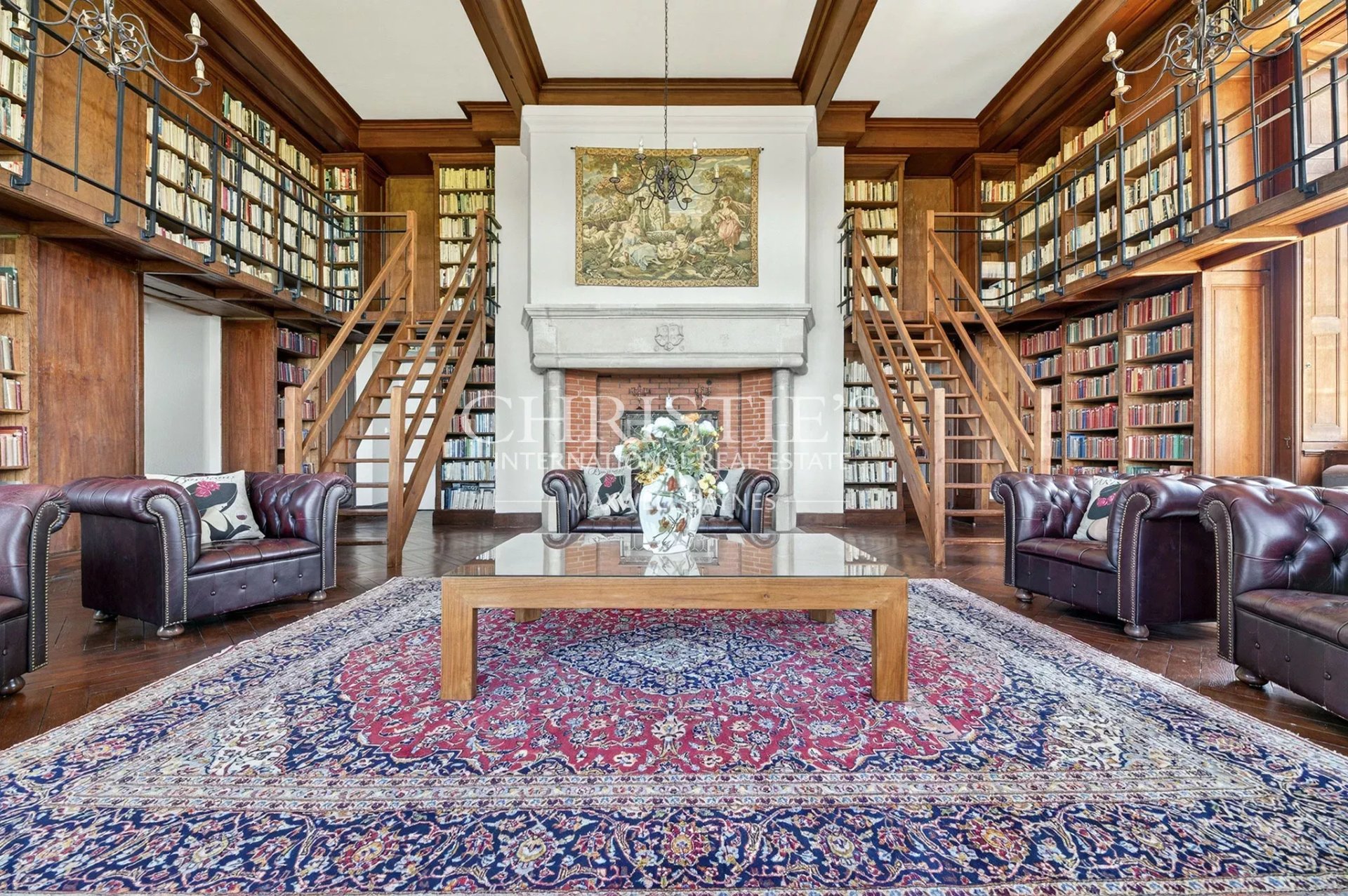38 Bedroom Chateau's Image 44