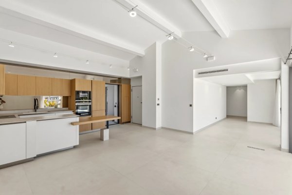 Cannes Californie – Luxury Penthouse with Private Jacuzzi — photo 5
