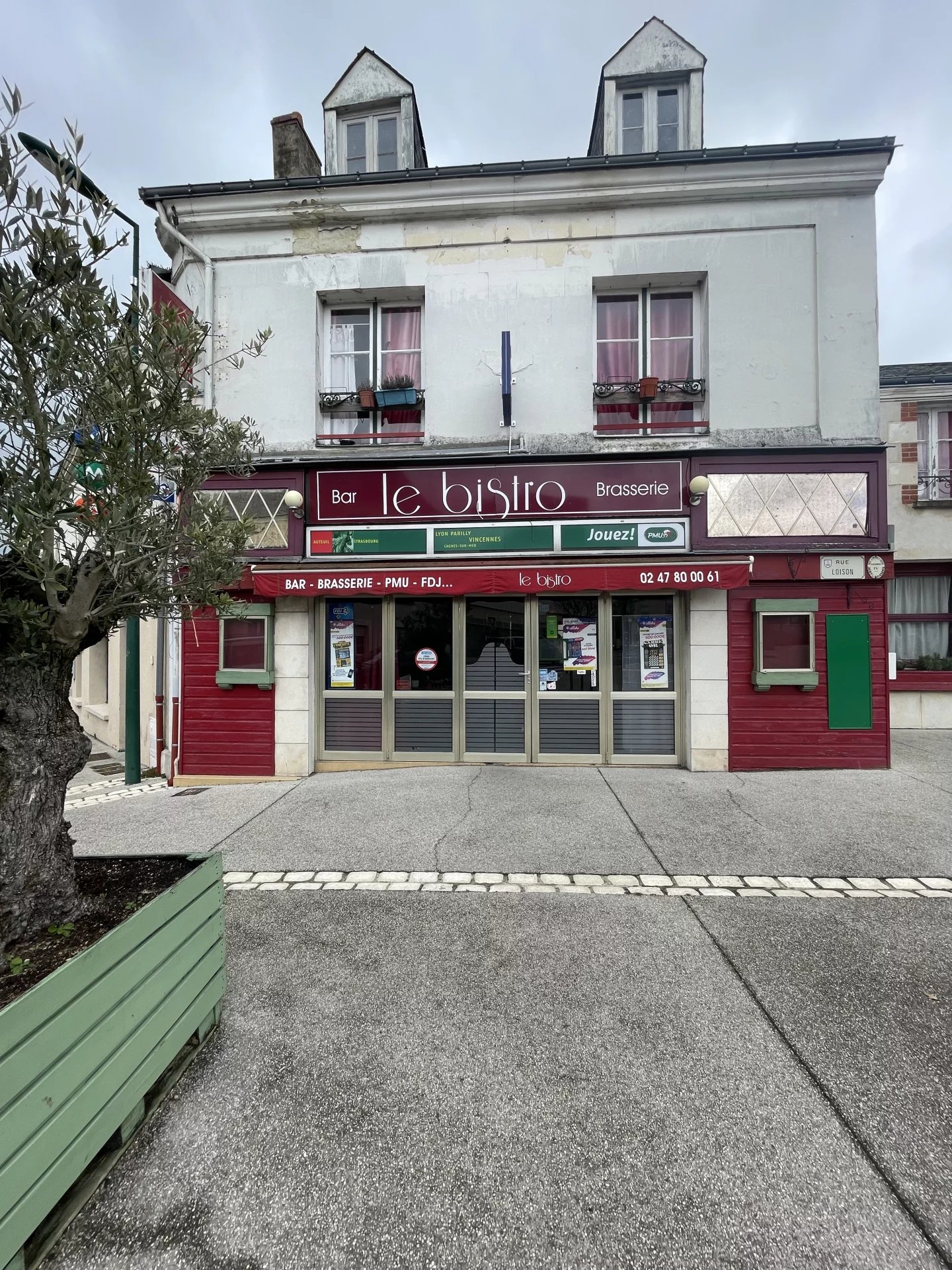 Fonds de commerce - Bar/ Restaurant/ PMU/ FDJ - Château la Vallière