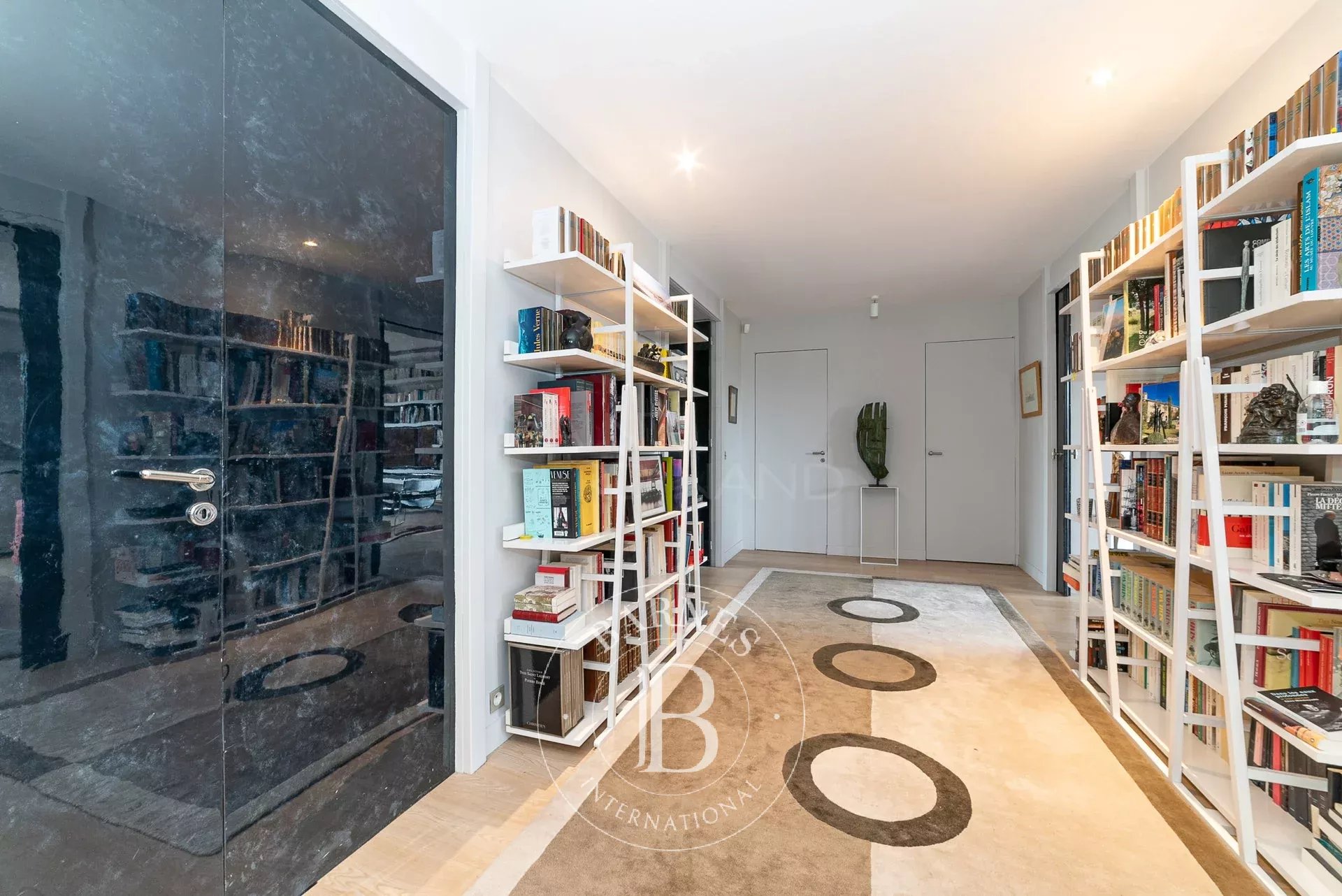 Neuilly Winston Churchill - 2-bedroom reception apartment - picture 6