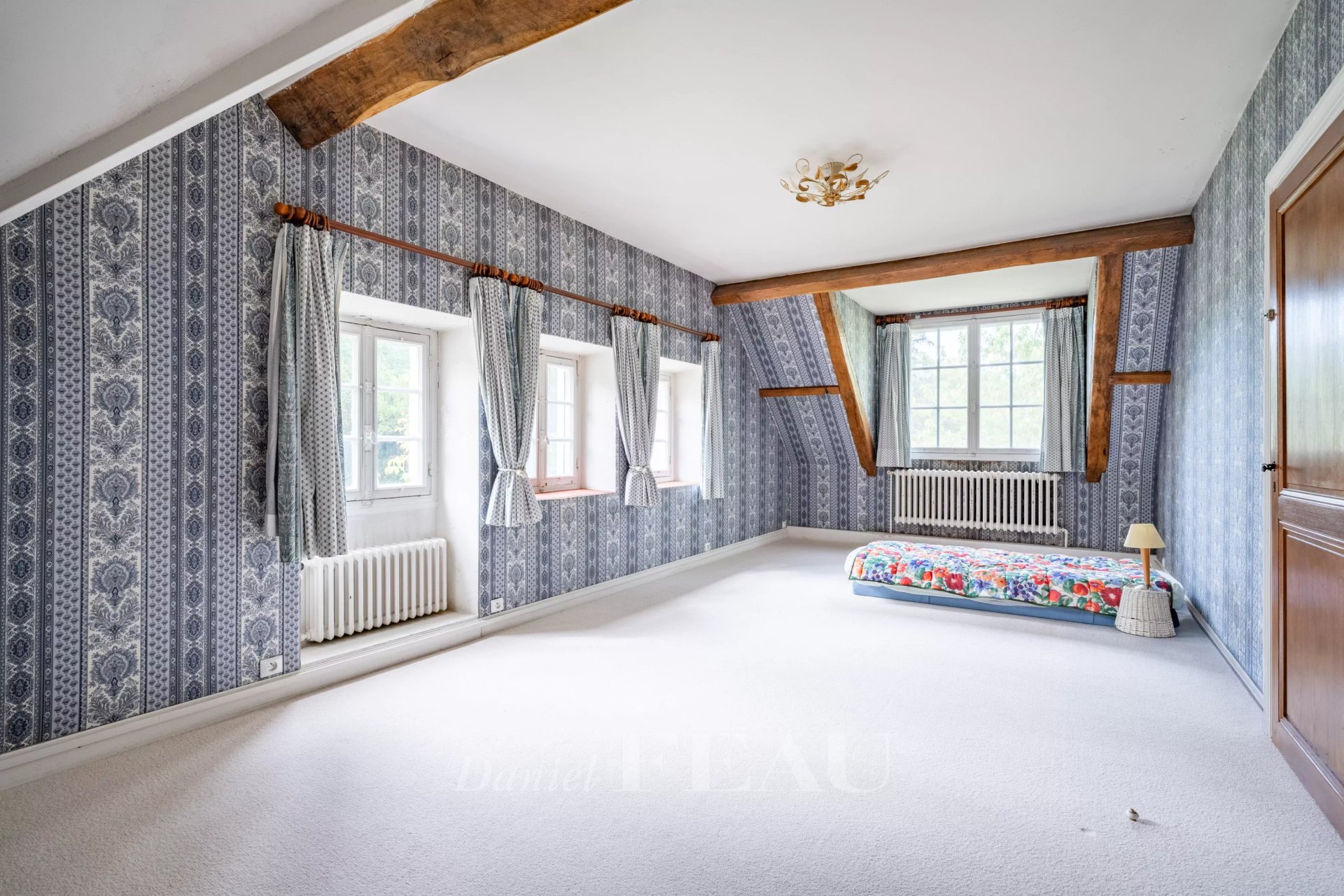 10 Bedroom Villa/Townhouse's Image 7