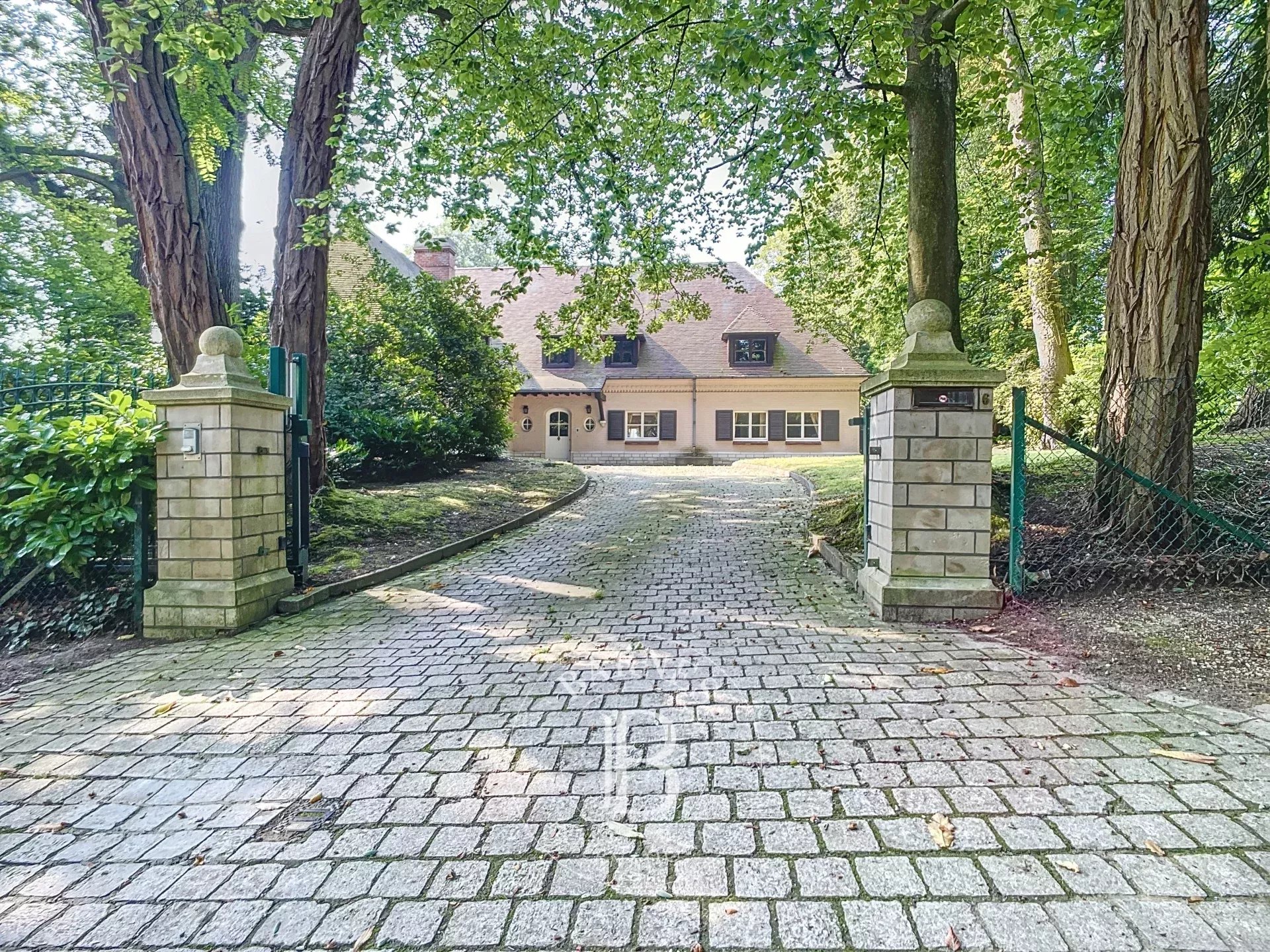 Huis