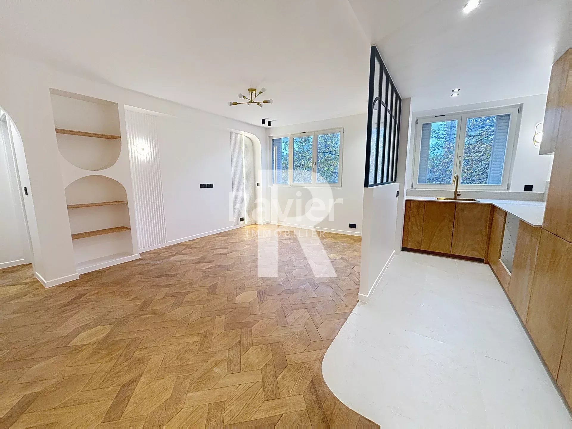 Agence immobilière de 