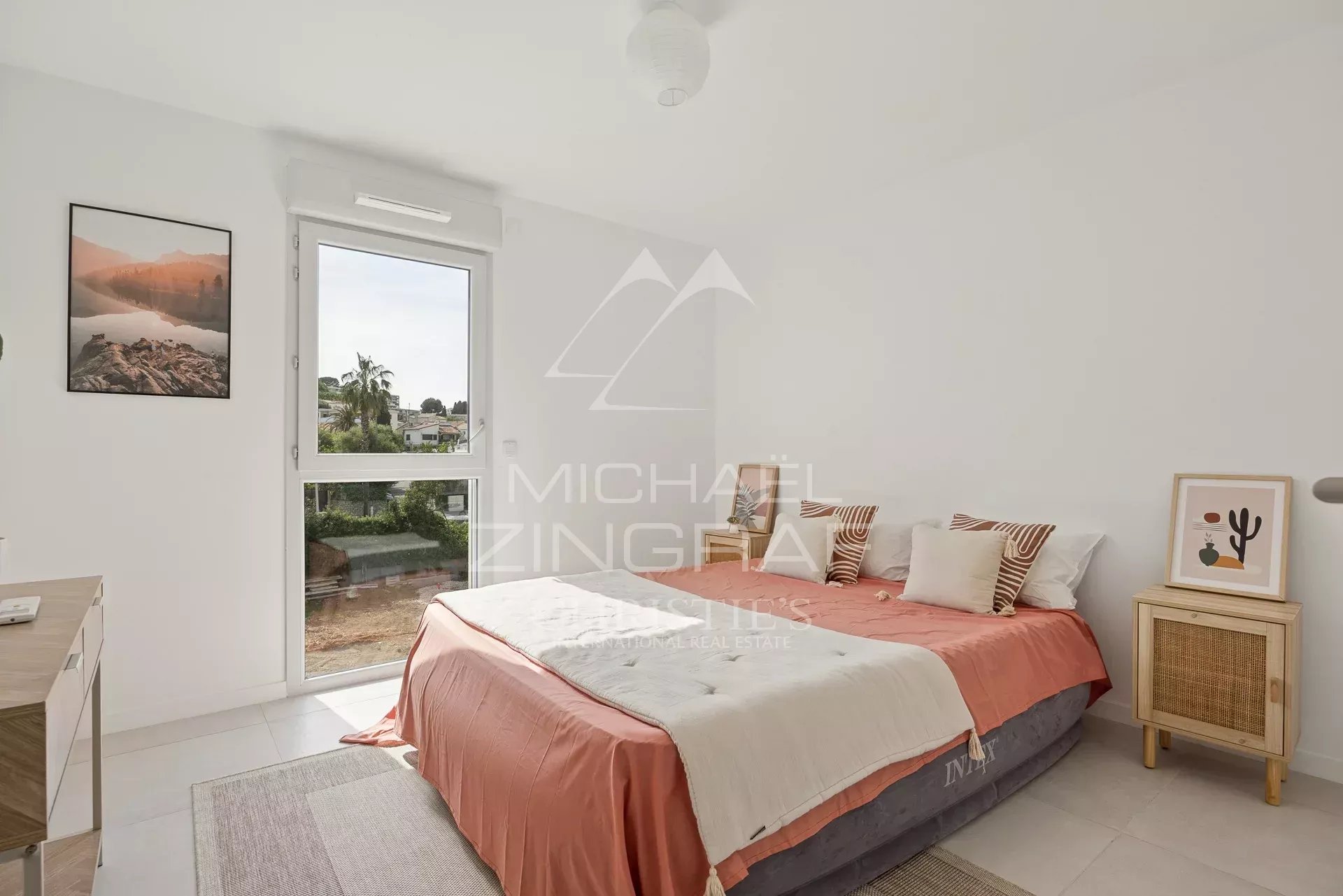 Apartment/Flat's Image 5