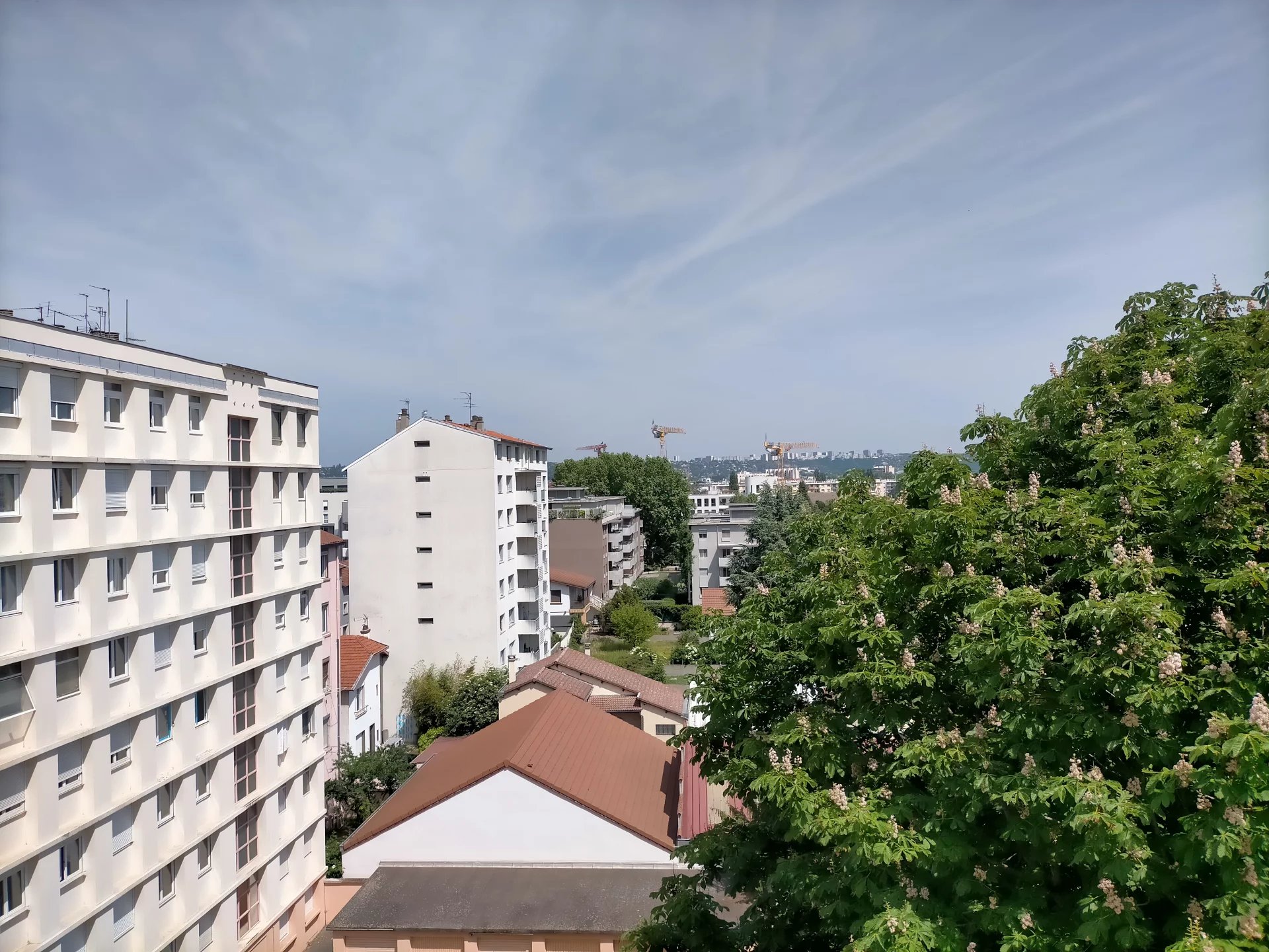 6916069 Location Villeurbanne