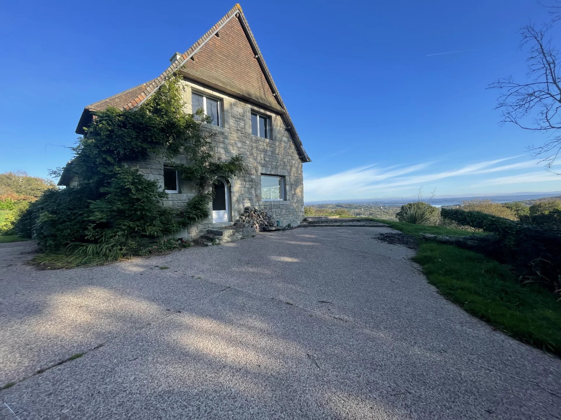 PLOUGASTEL - MAISON FAMILIALE- VUE MER