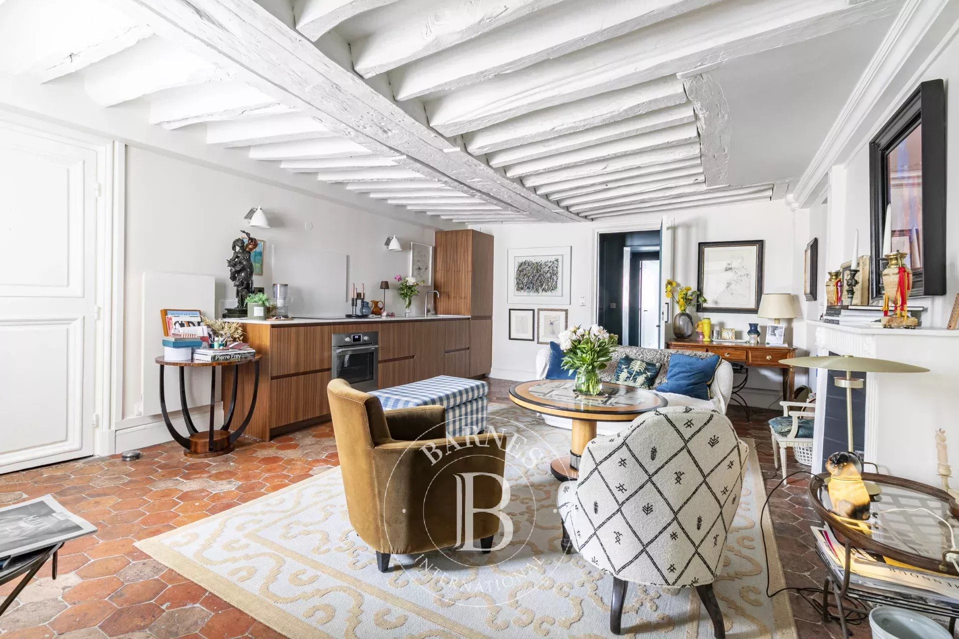 Off Market - Exclusive listing - Paris 6 - Monnaie - Charming apartment - Upper floor - Two bedrooms