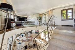 Historic 18th-Century Stone Mas for Sale in Mougins | Luxury Villa — photo 7 of 14