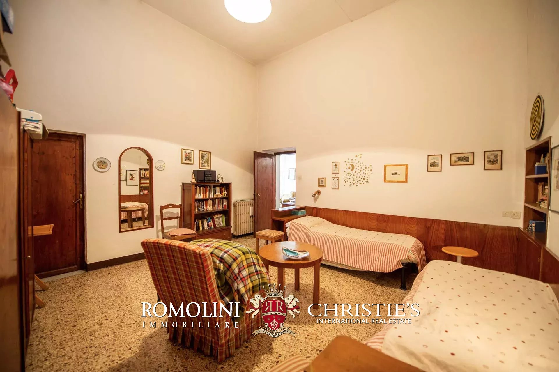 4 Bedroom Villa/Townhouse's Image 21