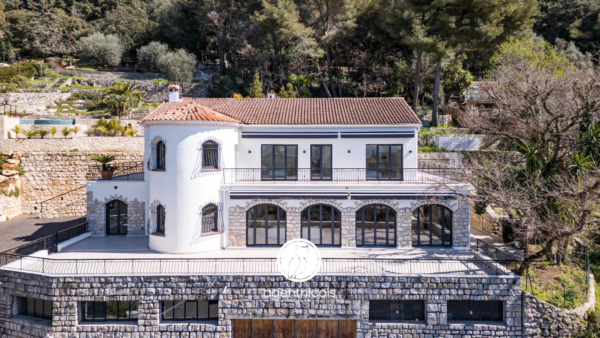 Agence immobilière de 