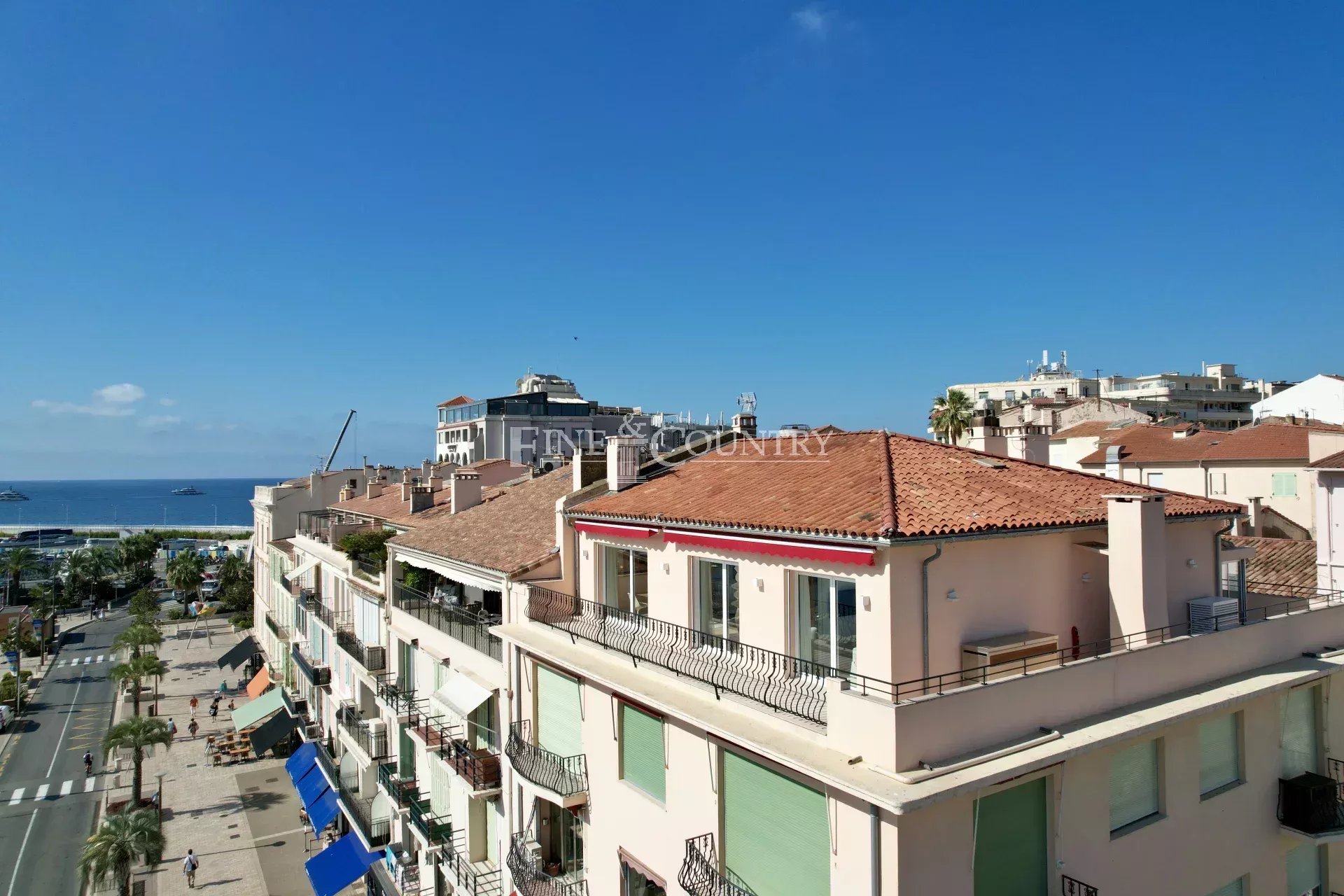 Photo of Penthouse for Sale in Cannes with Sea View