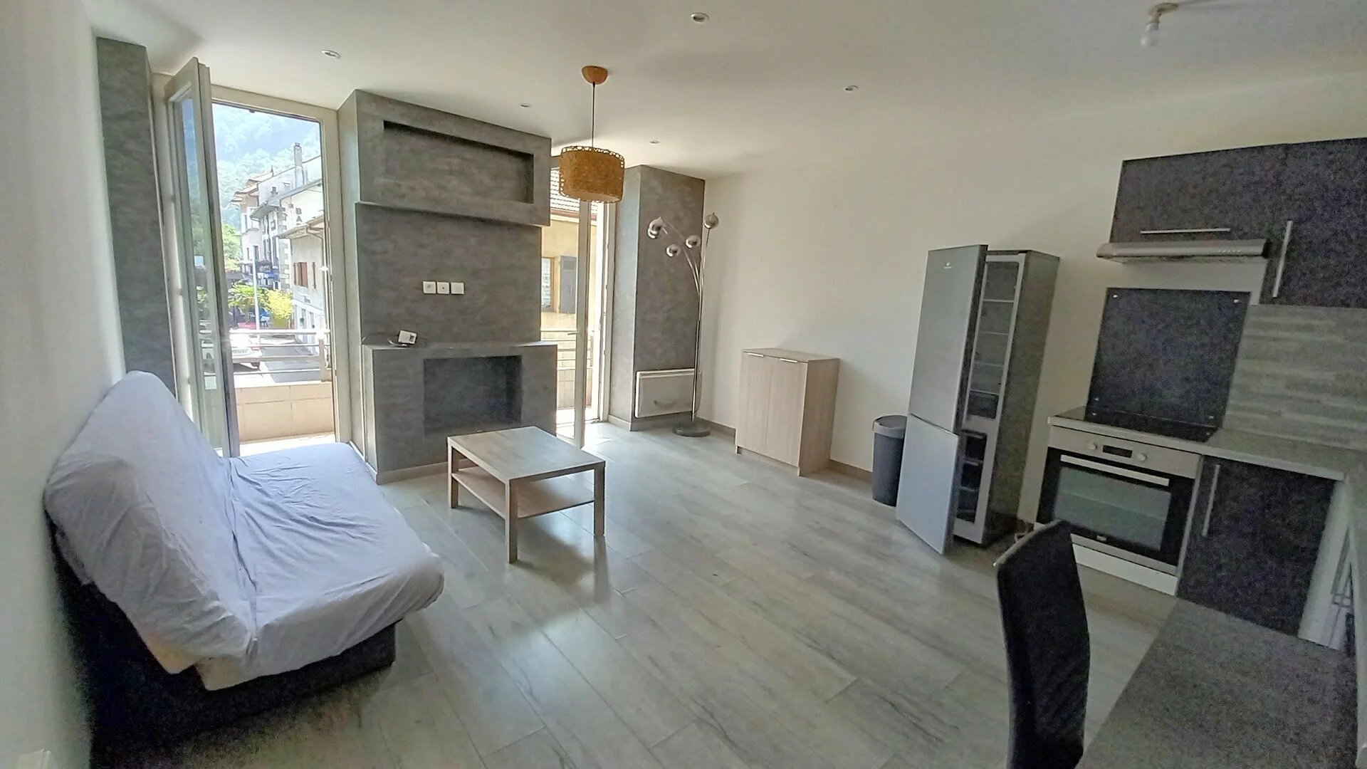 APPARTEMENT T3 - CLUSES CENTRE VILLE