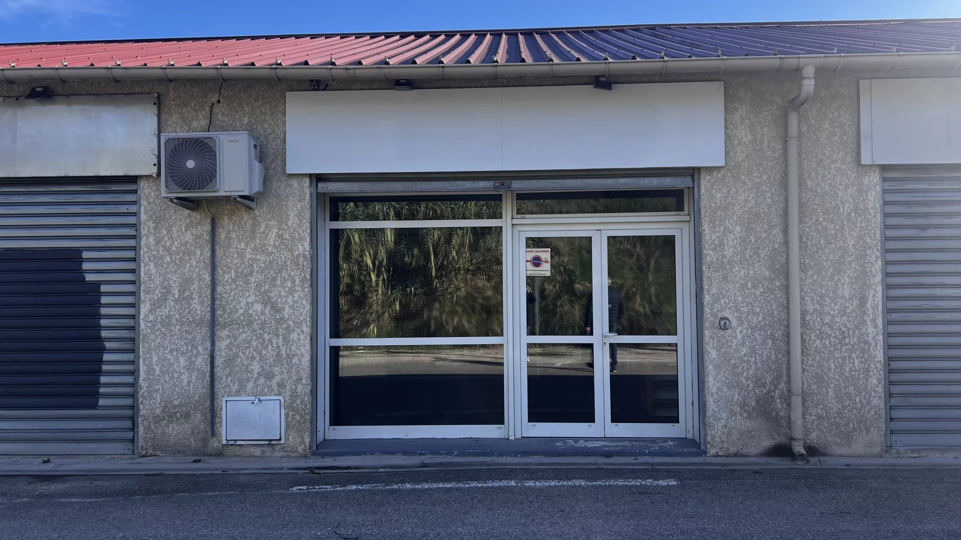 Aubagne - Local commercial 70 m2
