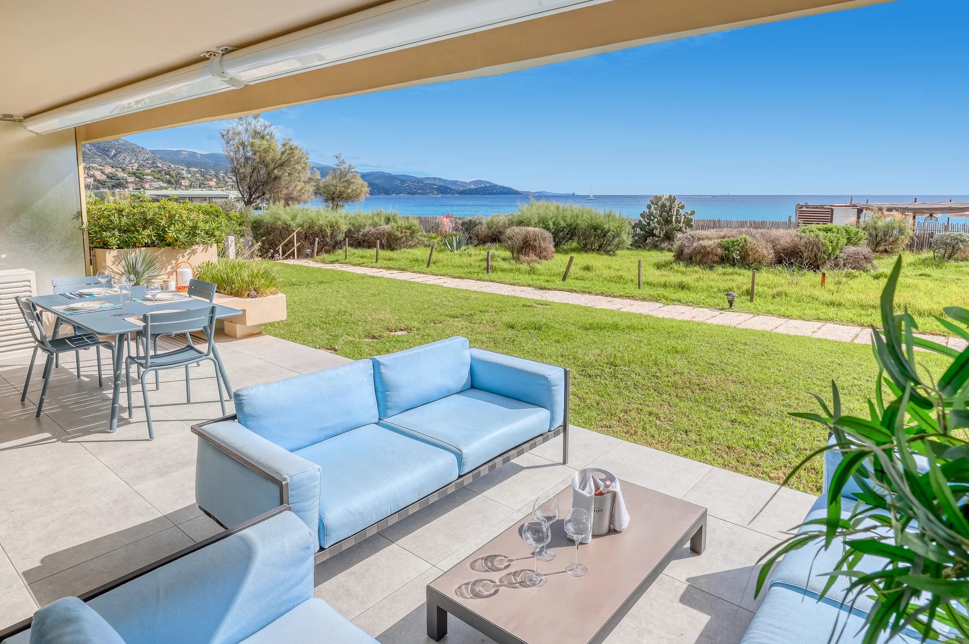 Sale Apartment Le Lavandou