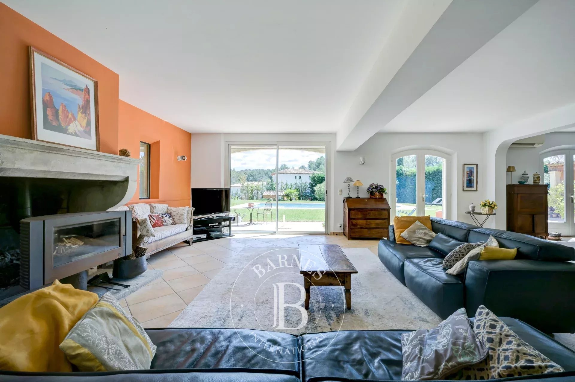 NORTH AIX EN PROVENCE-2400 SQFT HOUSE-4 BEDROOMSSWIMMING POOL - picture 4