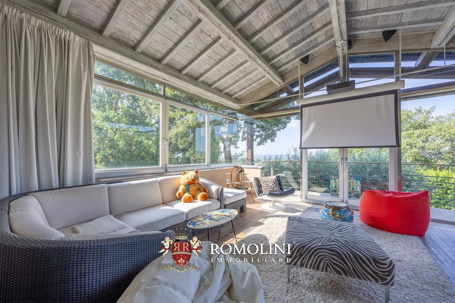 4 Bedroom Villa/Townhouse's Image 99